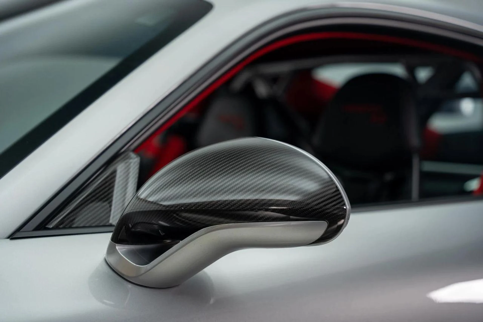 mph016_171143911_a3c4fb815866ebfe26d634d5ab7e55be_b77325c818