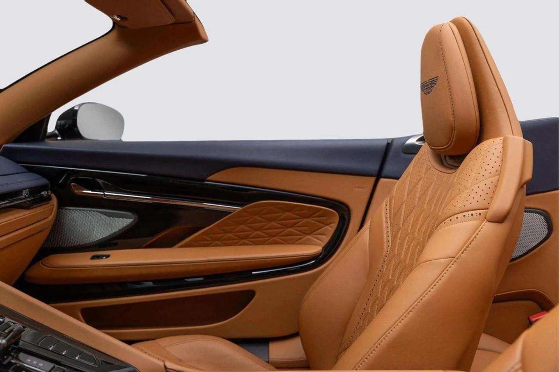 mph016_1713741885_h_HP_1hntihk7gwf_am_M_Vw_BJM_3_Sg_A_0e8d3d8d29