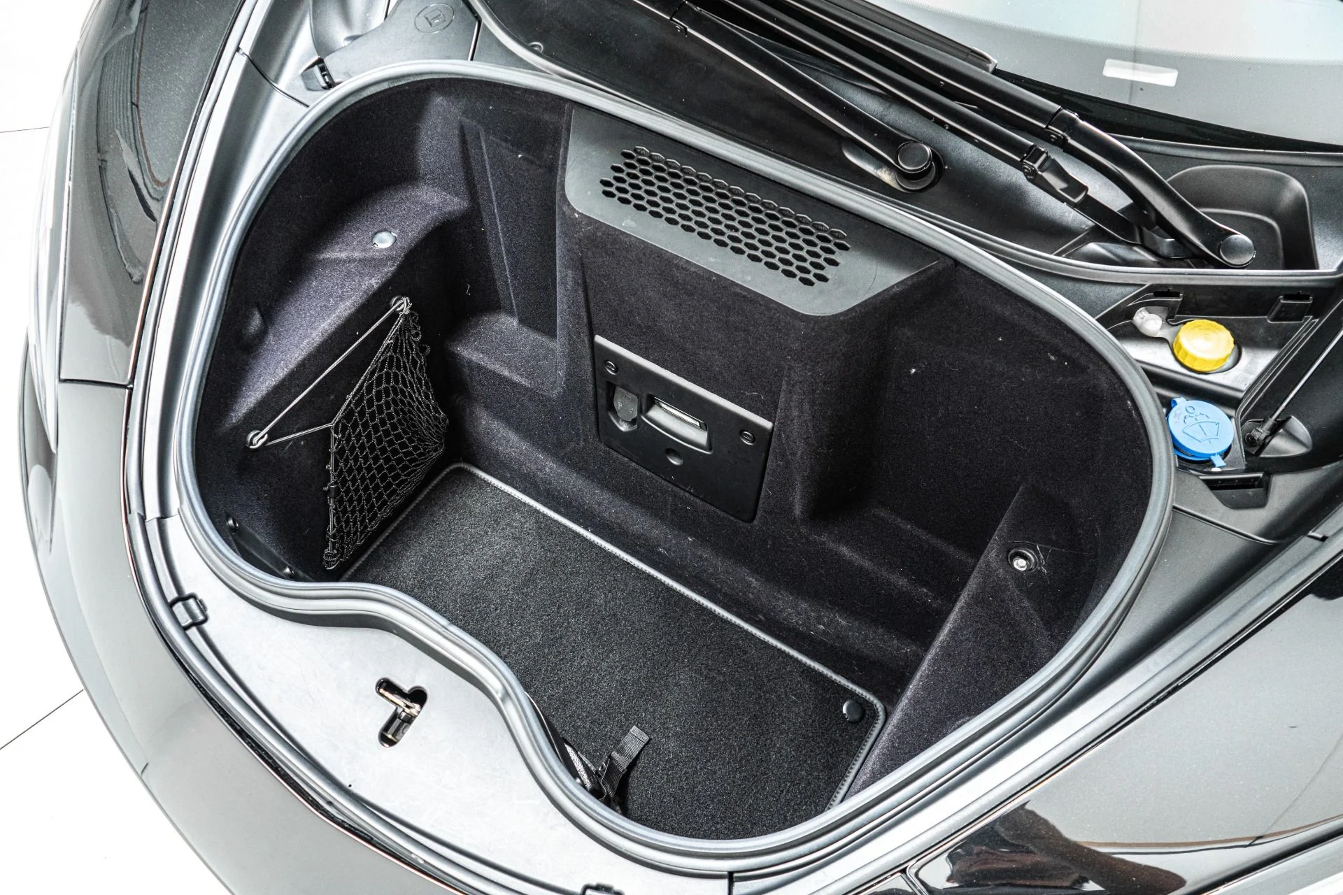 mph016_1713962192_Used_2020_Mc_Laren_570_S_1787089177_6e96ca3b6d