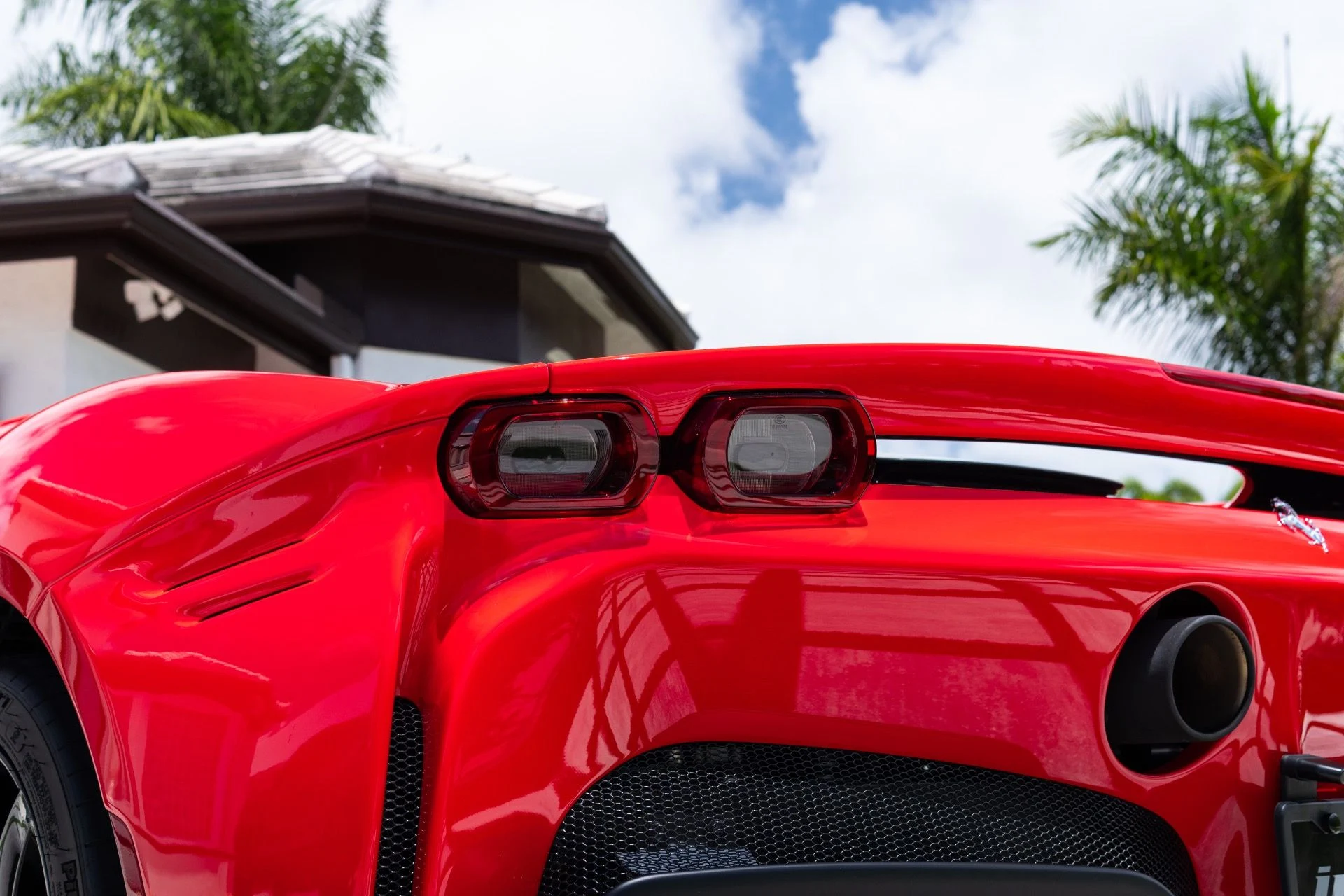 mph016_1716414457_Used_2025_Ferrari_SF_90_Spider_1779242340_166b641d13