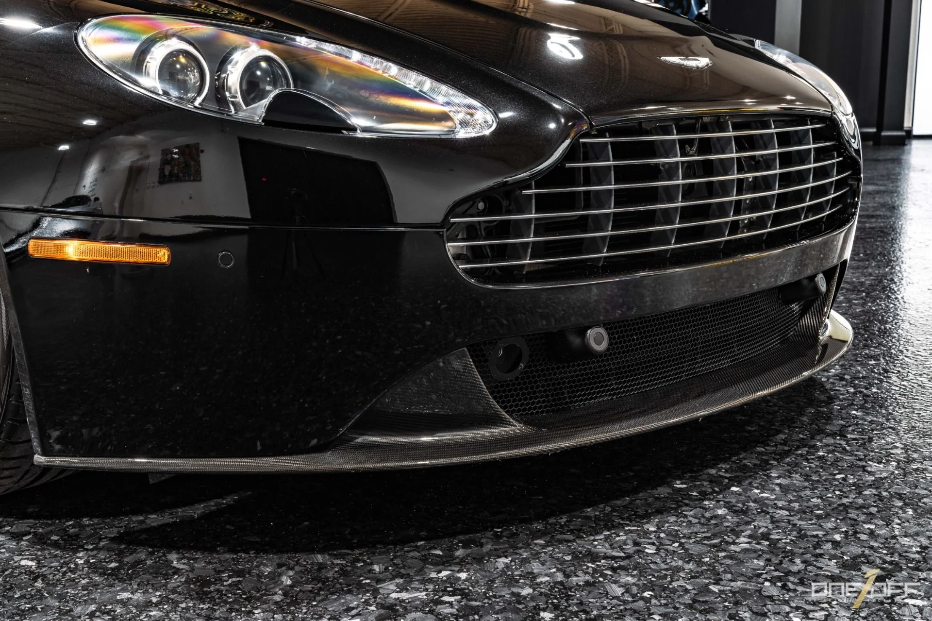mph016_171869902_Used_2011_Aston_Martin_V12_Vantage_Carbon_Black_6_Speed_in_Immaculate_Condition_1756349737_8673cff5c2