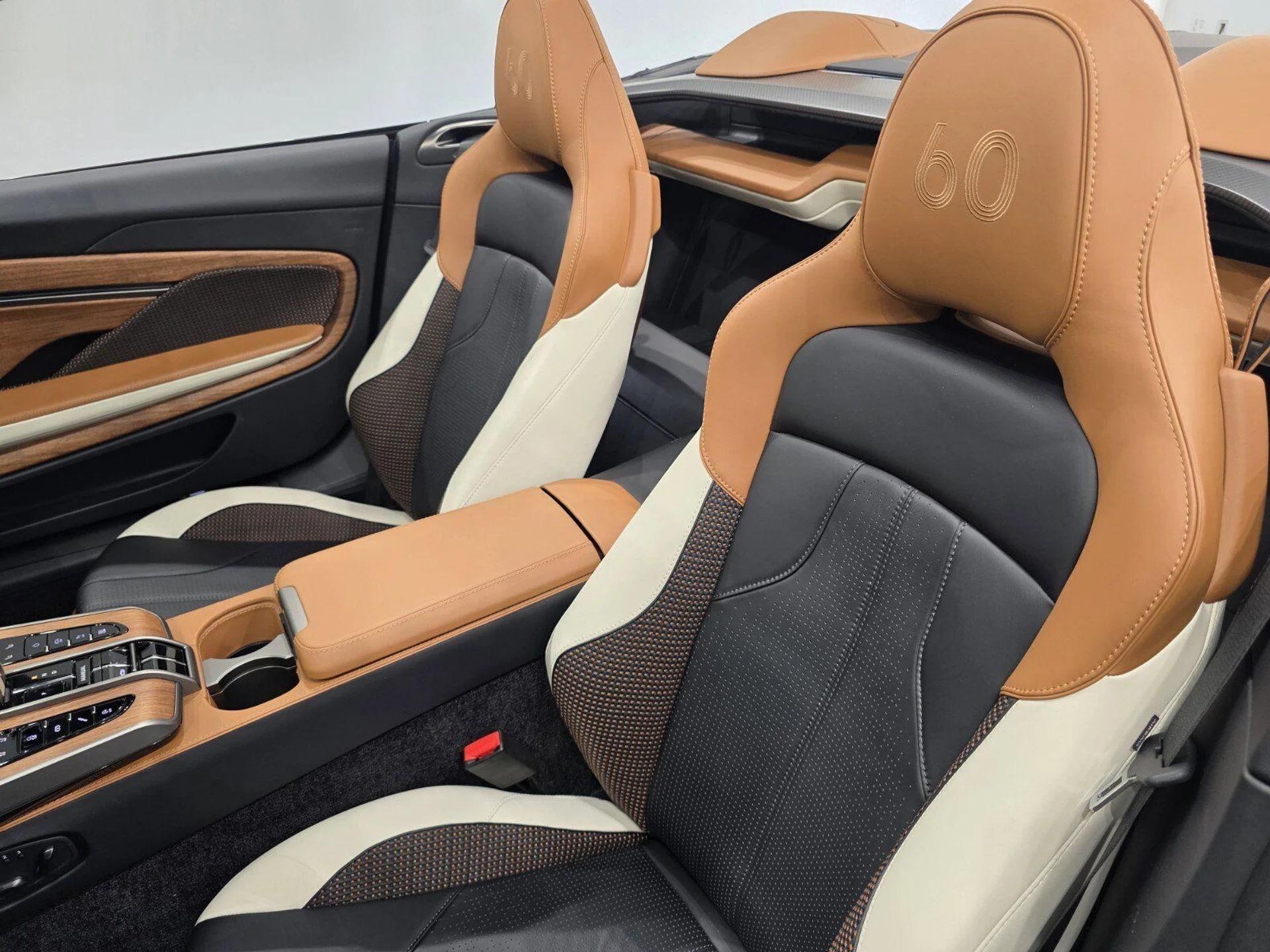 mph016_1718927270_7e58b7579f43b4c13de5fd15394a0ba4_cd54b281e8