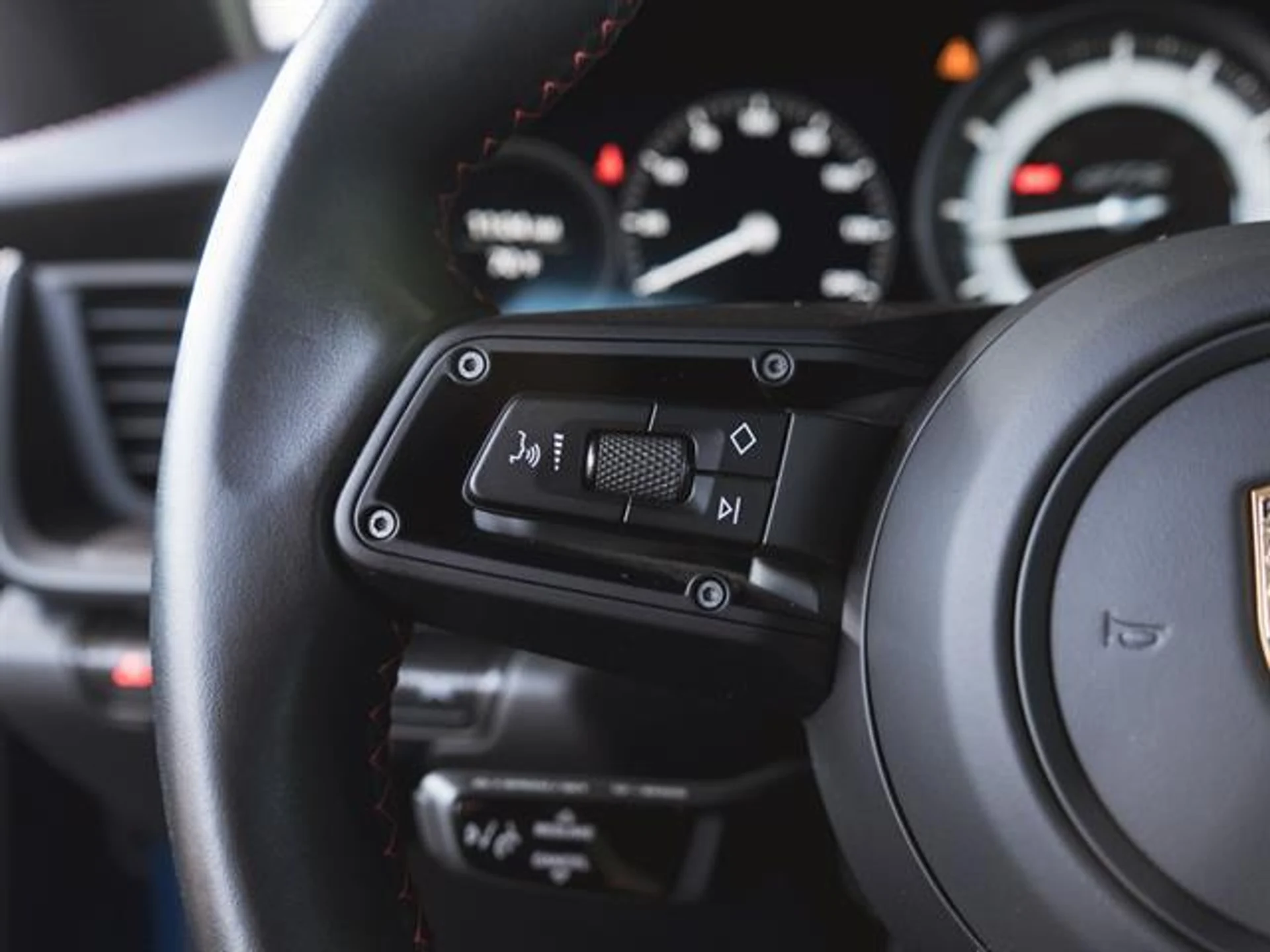 mph016_1722530_P_Yk_SHHJ_8s_Wcn_V4ajzi_Ai4t_ENA_Ro_e1fad4db14