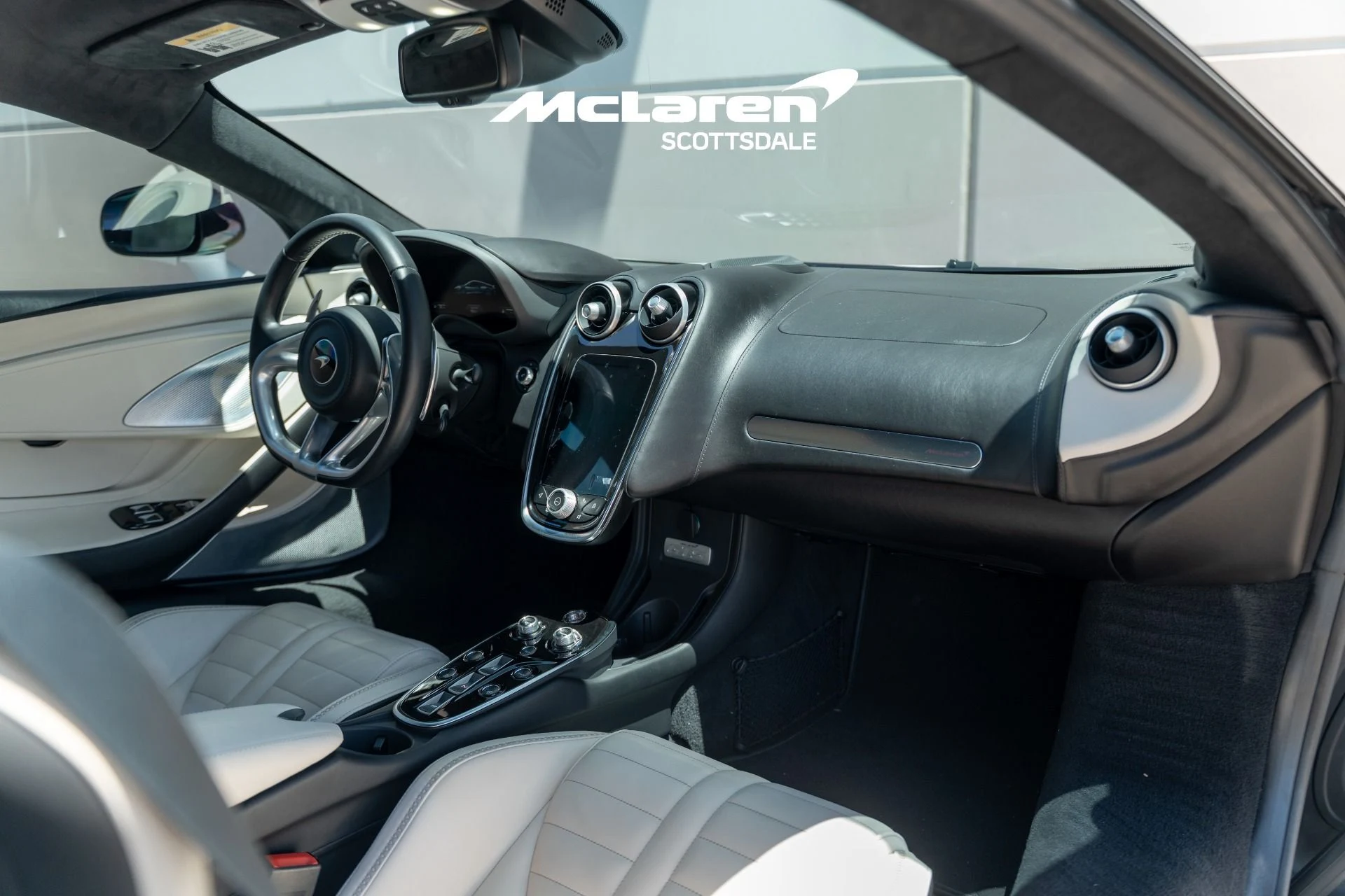 mph016_1723342968_Used_2025_MCLAREN_GTS_1783103236_c4f16b09ca