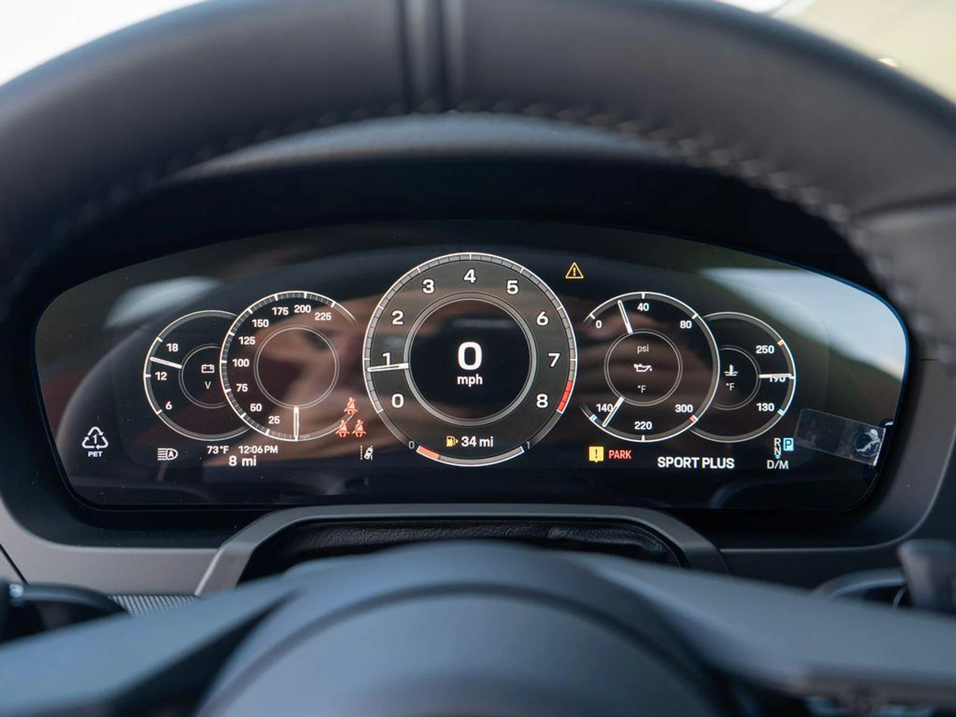 mph016_172558855_Qaed_HUZG_Q_Qv_N_9brf_I2px_ht0_7903f788e1