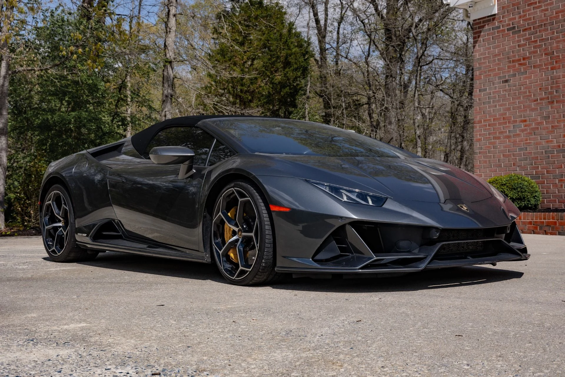 mph016_1727378547_Used_2020_Lamborghini_Huracan_EVO_Spyder_1777655683_e92008f741