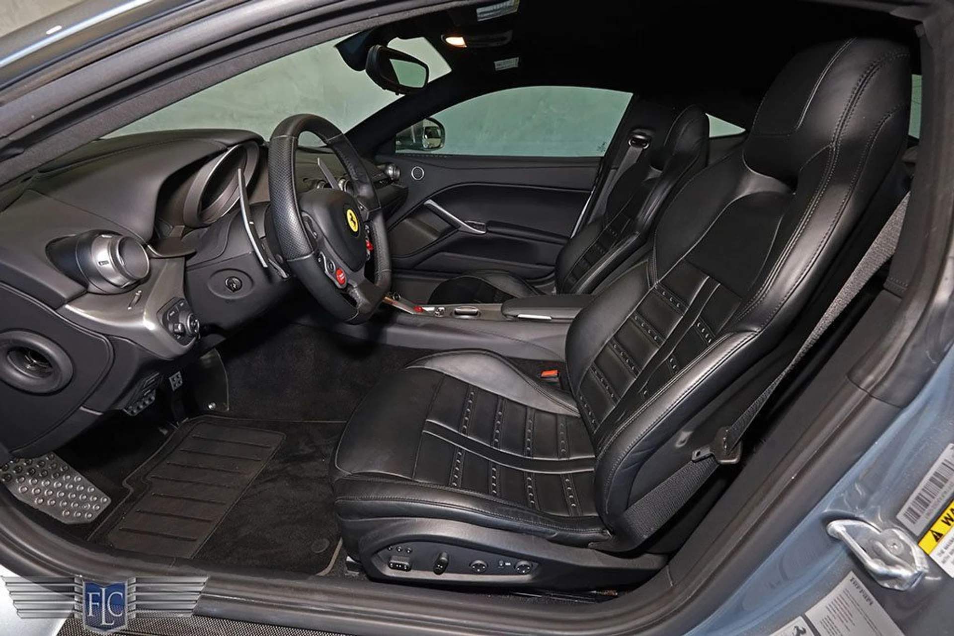 mph016_1728596295_used_2016_ferrari_f12berlinetta_2drcoupe_9689_22497183_17_1024_f154e68c8d