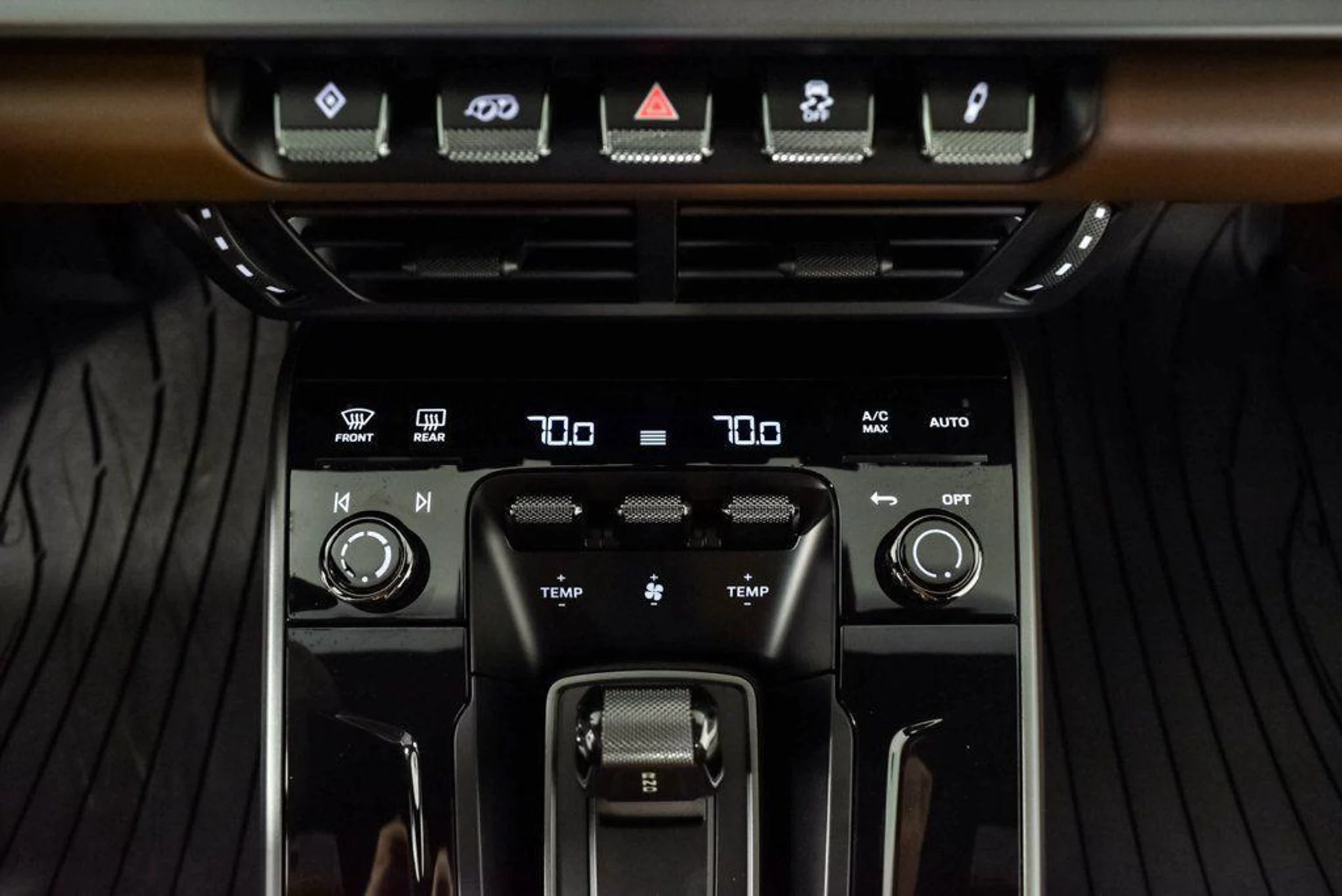 mph016_1732411316_Ji10_VV_Wdw_K2_Pt5_Wp_VB_2xj_Owdc4_U_bf489f6d3d