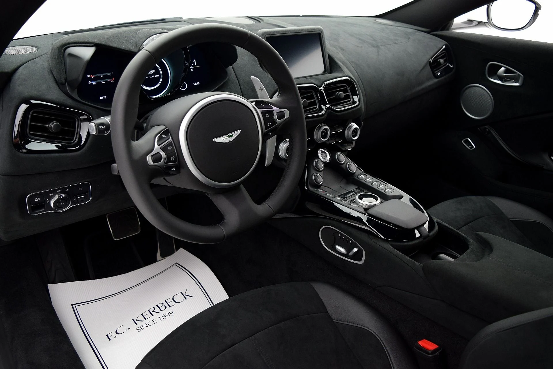 mph016_1743513823_Used_2020_Aston_Martin_Vantage_Coupe_e163981c41