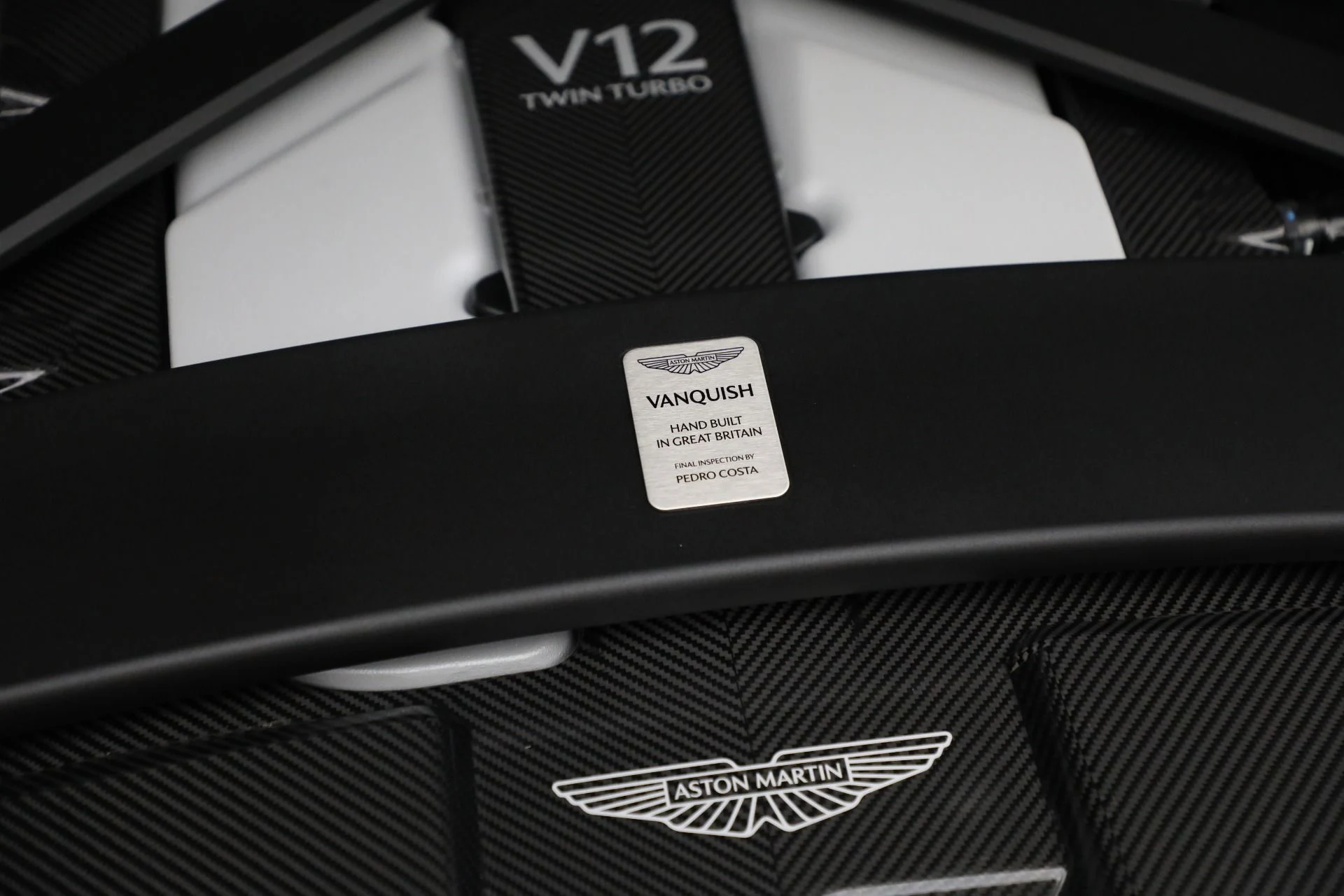 mph016_1743997704_New_2025_Aston_Martin_Vanquish_f14e0f02f4