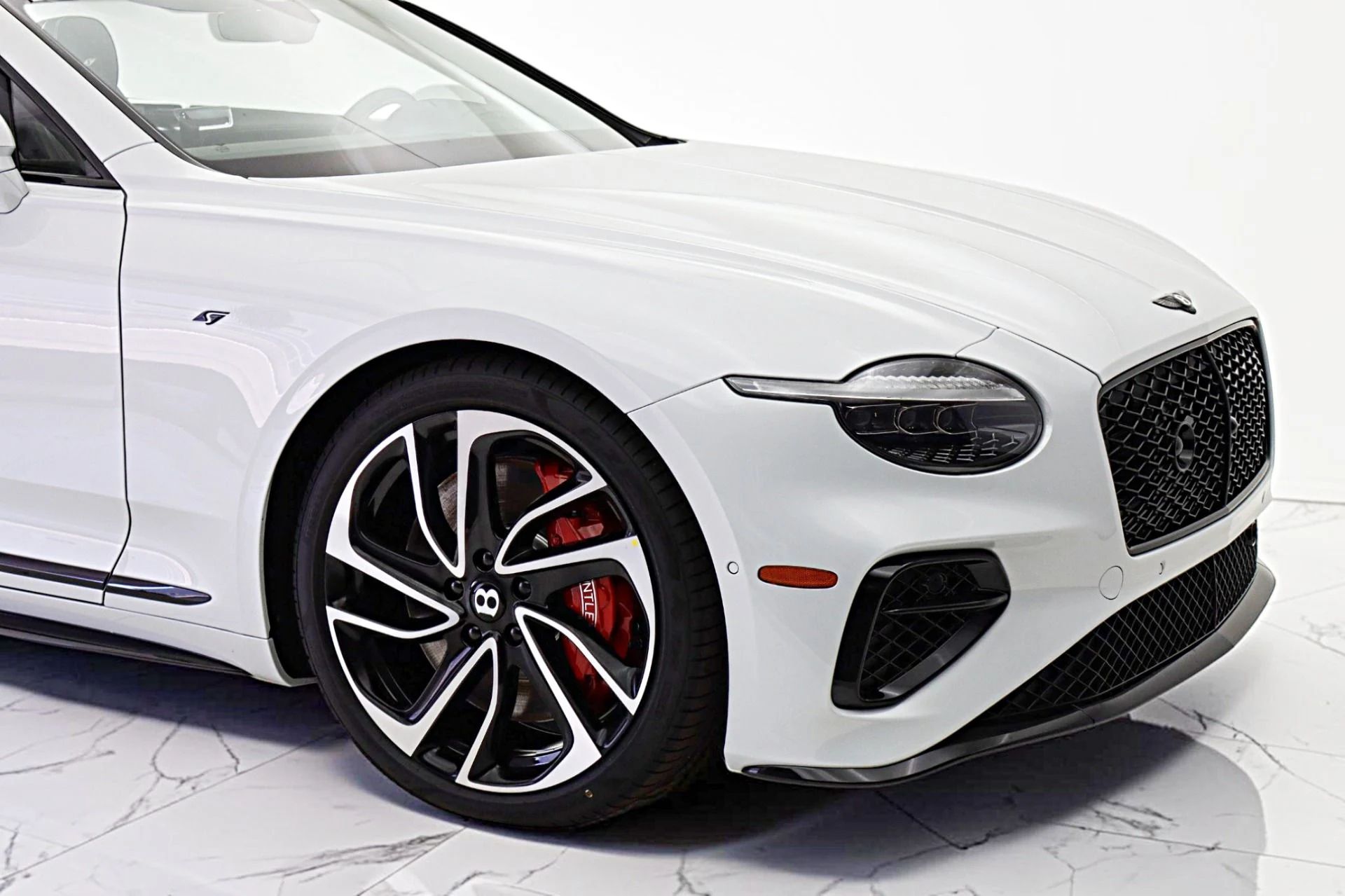 mph016_1744727935_New_2026_Bentley_Continental_GTC_S_e54a3bff2c