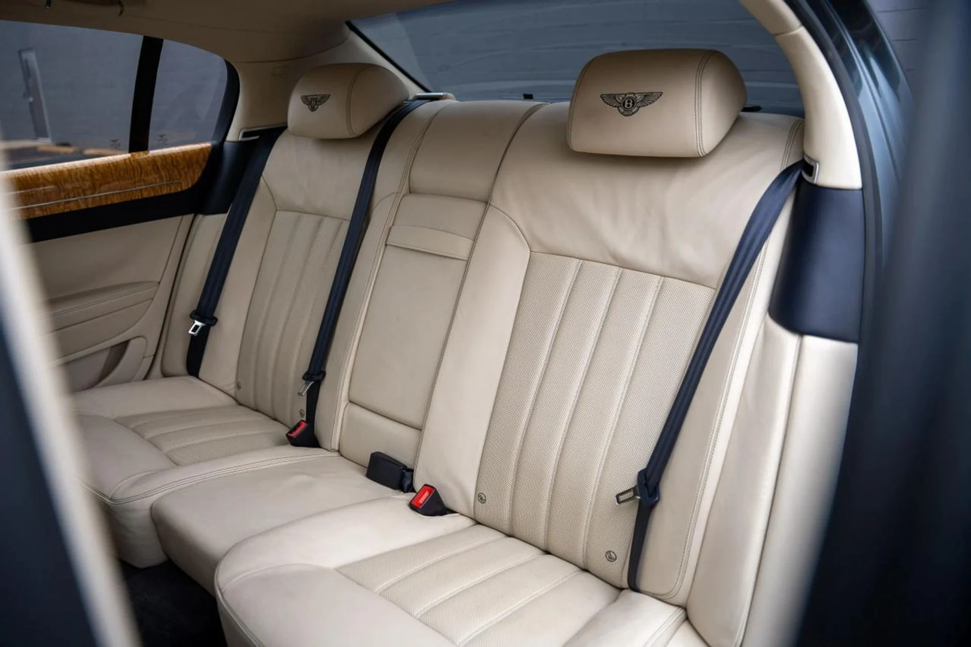 mph016_1747490075_9f2bbdb1e9ef21d9bc776d86e6d9b69b_1e931fdae3