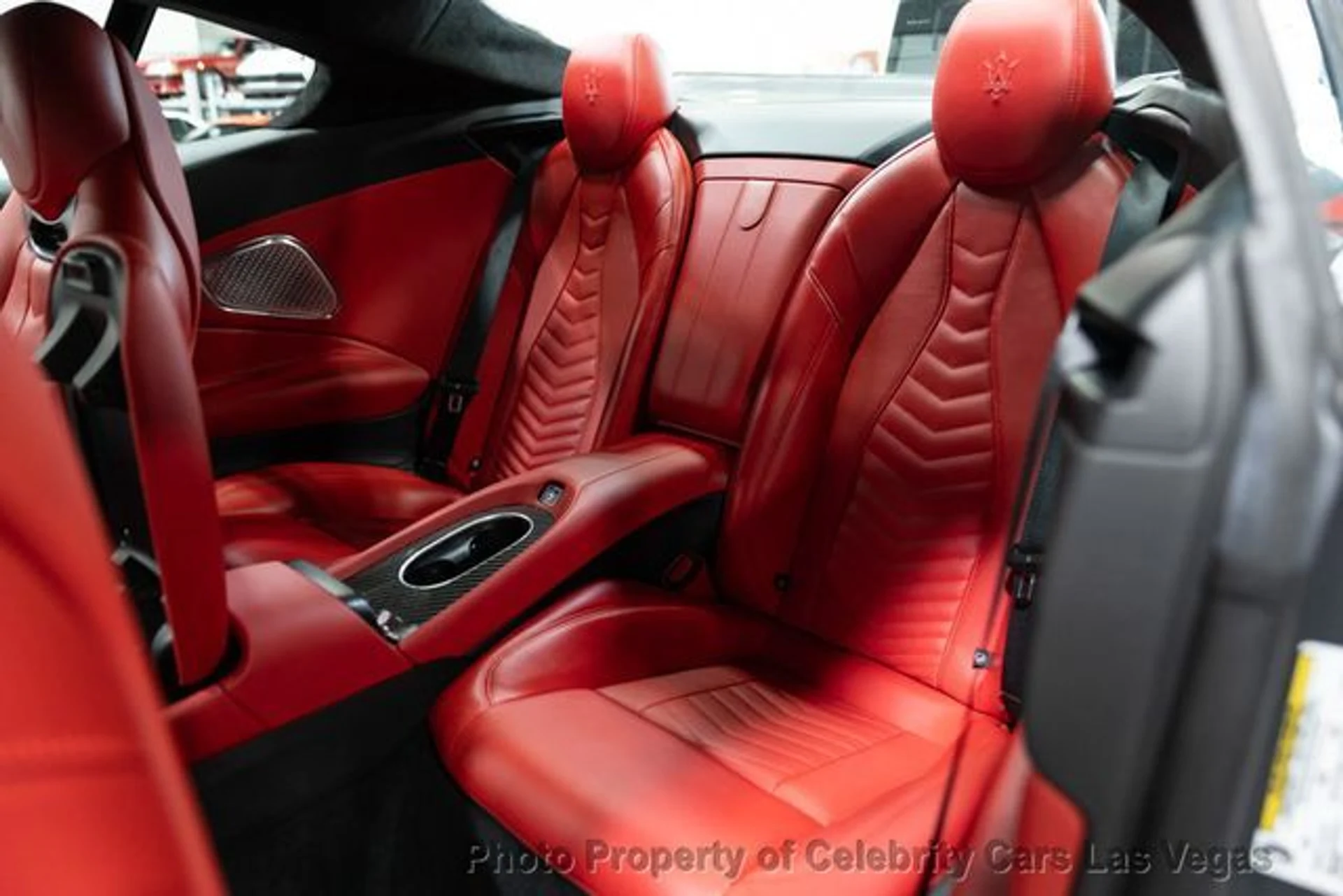 mph016_1749988470_used_2024_maserati_granturismo_trofeo220kmsrp_9707_22989777_21_640_cbf8c56acd