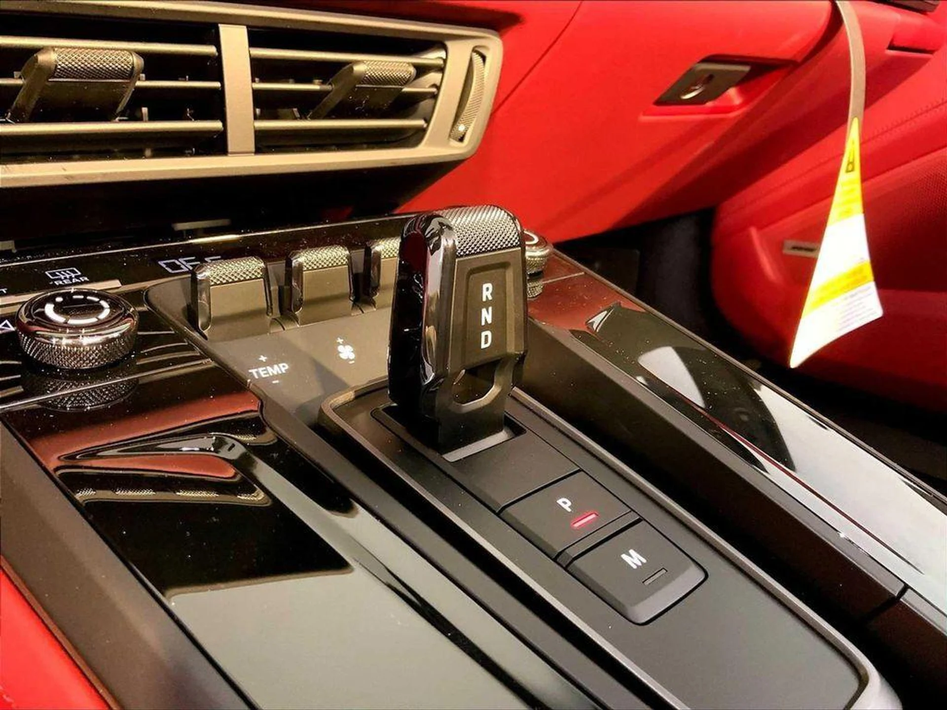 mph016_1750818301_QE_0e_J8y_IEK_Ng_t73j9_ss_Od4_W0_I_f815074e5d