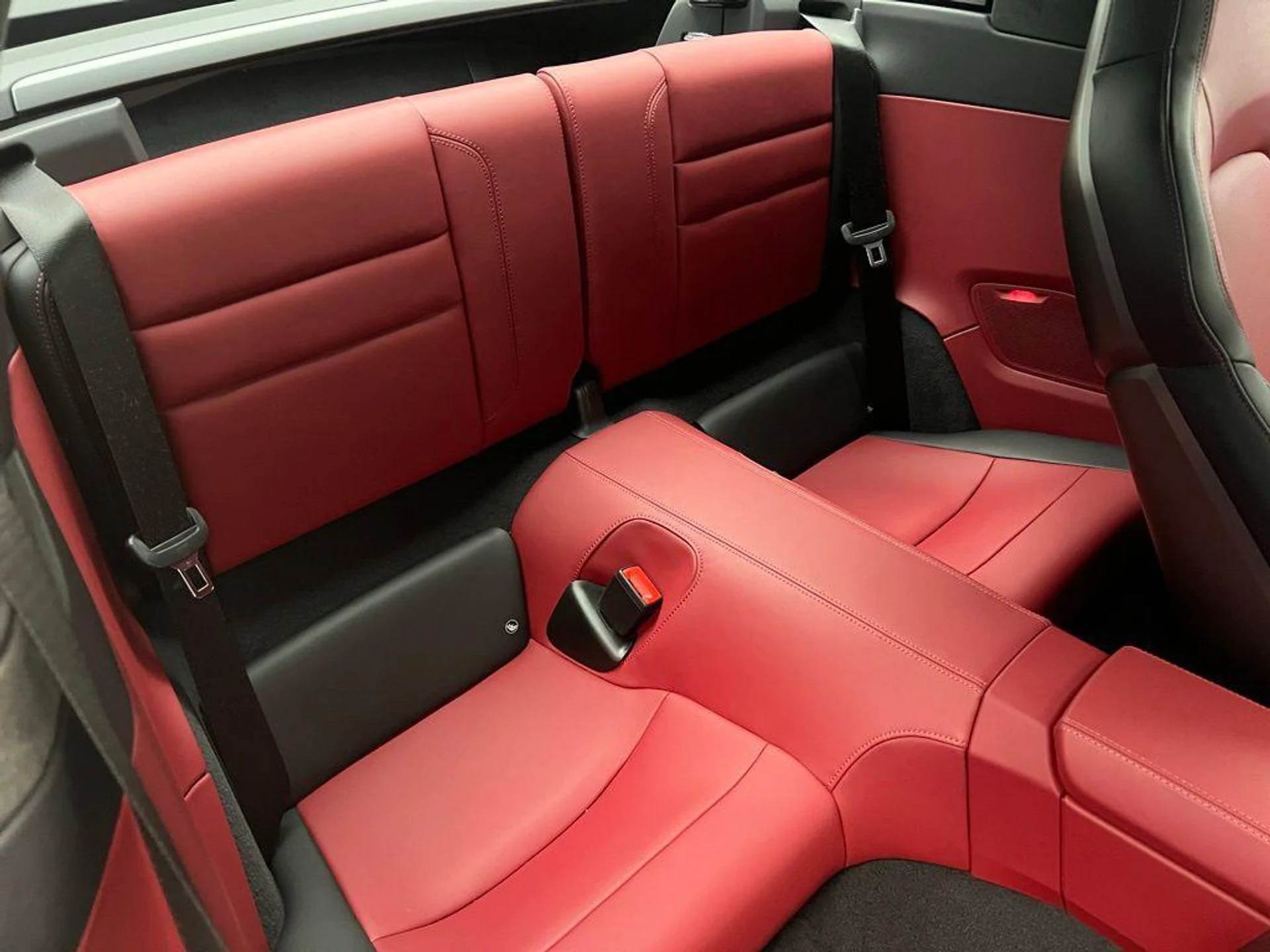 mph016_1751014930_9_H4av7t_Jgcy_UKE_Mj_HX_72_S_Ewfso_A_625475ce55