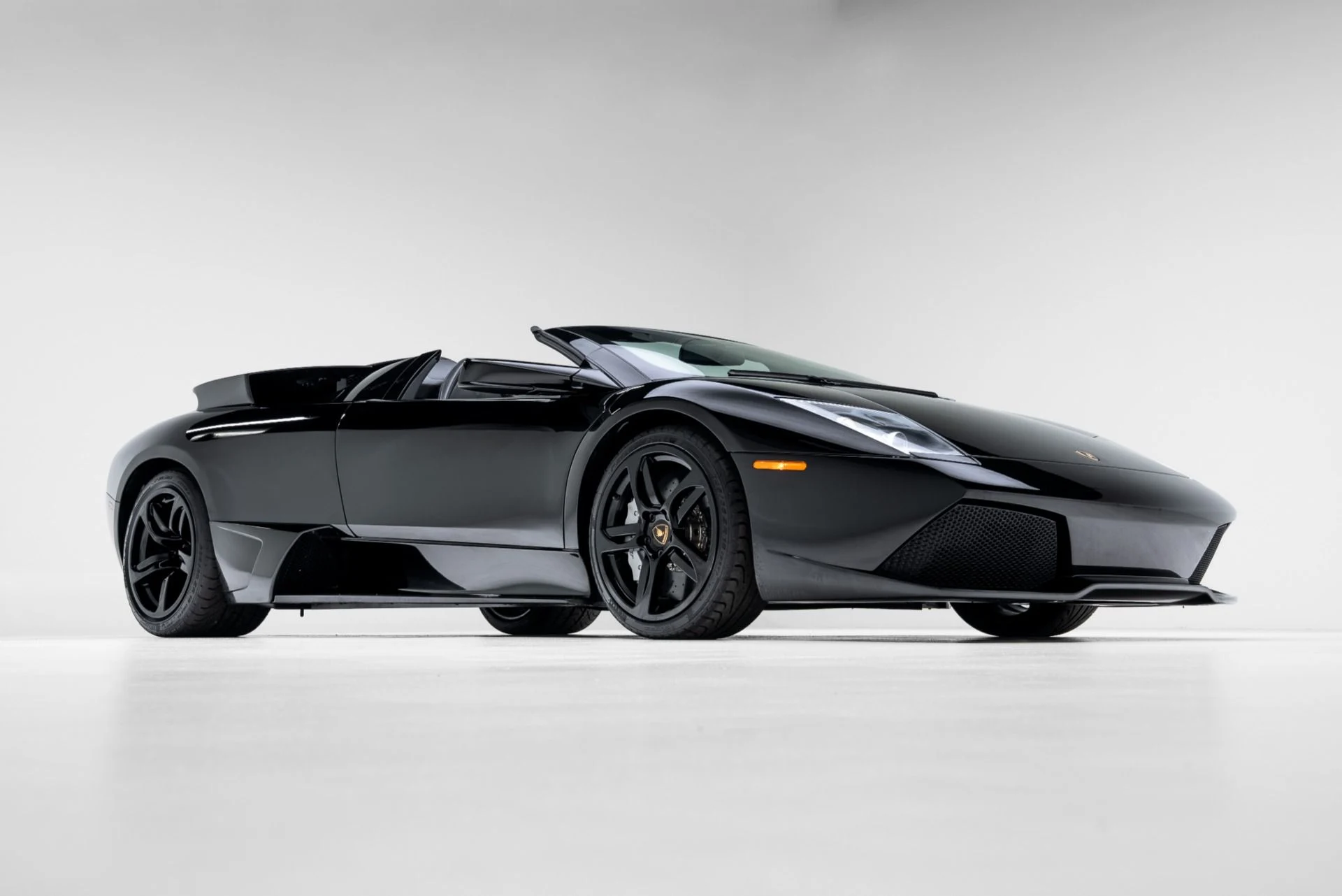 mph016_1755943592_Used_2009_Lamborghini_Murcielago_LP_640_1772151218_4824e35e53