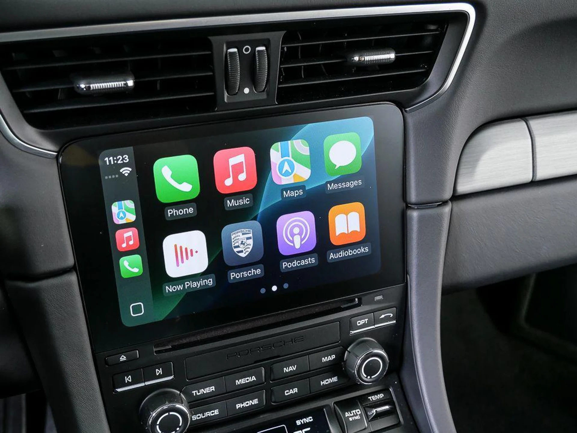 mph016_1762141183_9uqh_W9c_Bmhqid_XW_7_Uu5_c_C1_HRZM_84448538a3