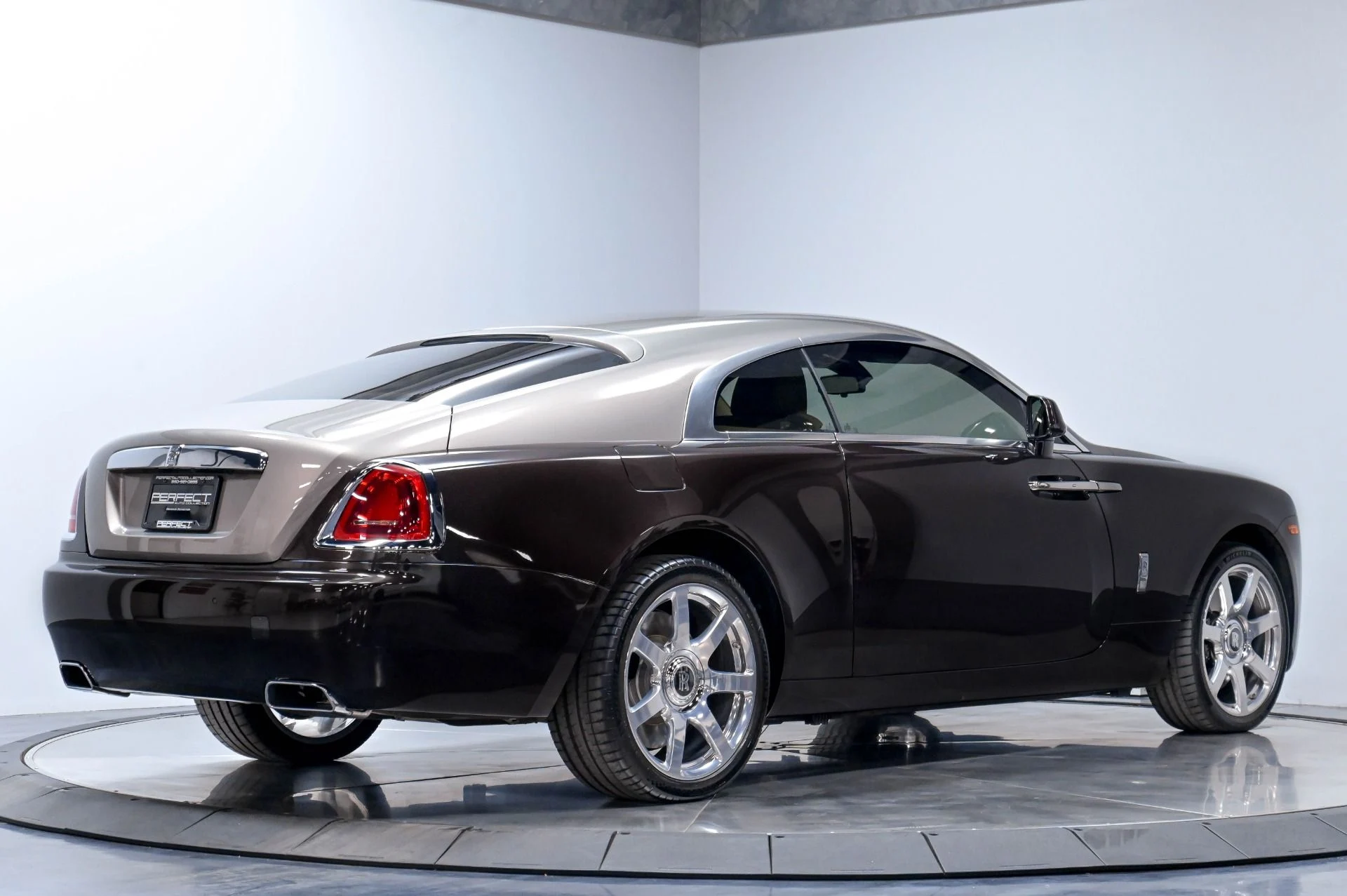 mph016_1771444601_Used_2014_Rolls_Royce_Wraith_1783020984_a9bd67d69f