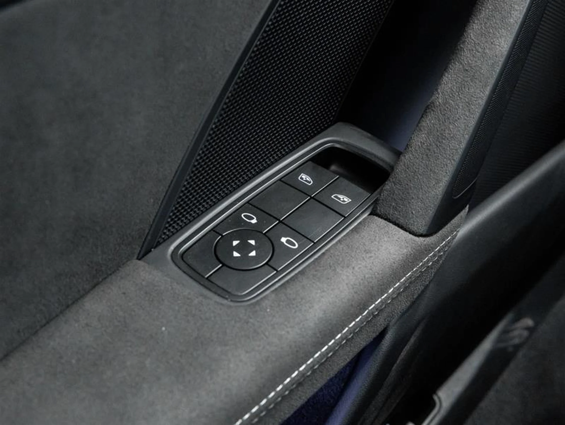 mph016_1781620187_11826280_1617954733_2502273726