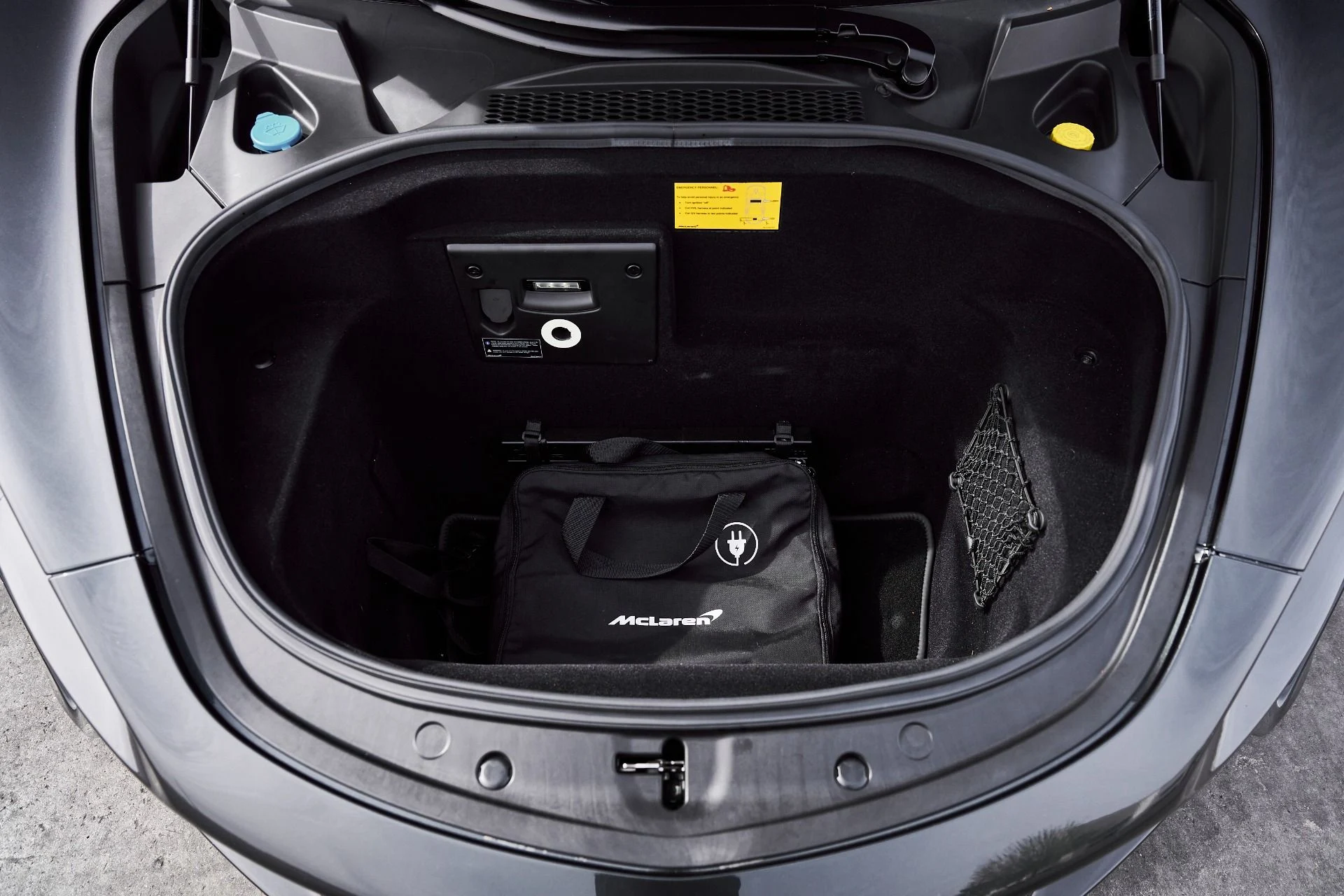 mph016_1782055392_Used_2023_Mc_Laren_Artura_1770833704_484c0a093c