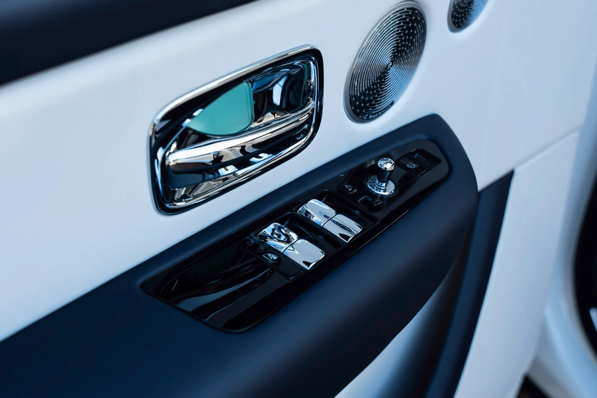 mph016_1785501737_476162068_695cc6168f3ee920bf5188c5_fdf2467eeb