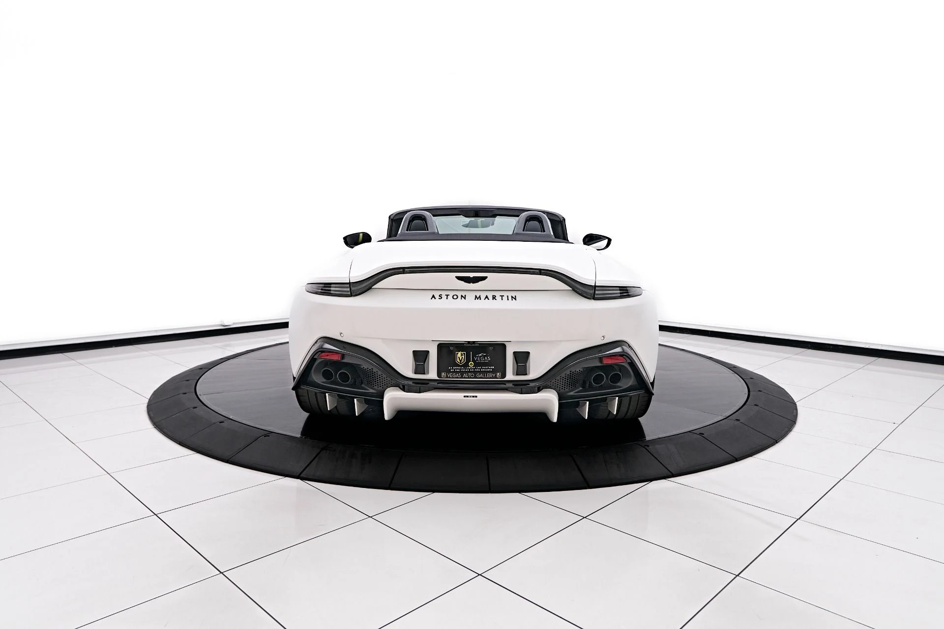 mph016_178901519_Used_2023_Aston_Martin_Vantage_F1_Edition_1754013179_77ad3eb370