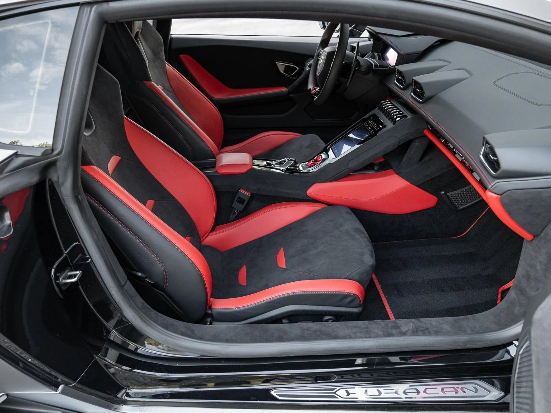 mph016_1798312093_Used_2024_Lamborghini_Huracan_Tecnica_1766091972_460b62de79