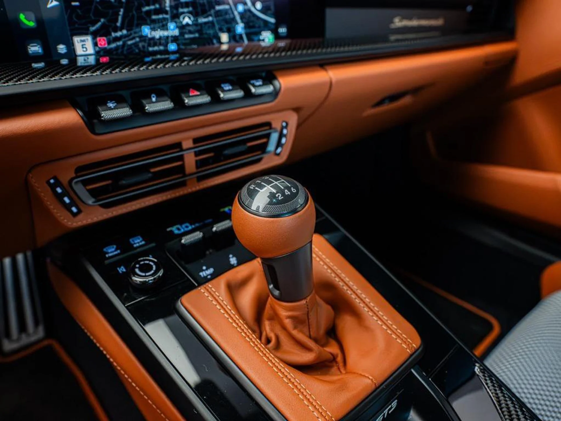 mph016_1804820451_F_pef_IL_4j_Z_Qogg_Pn_Y_Gl_Mtr5l_GZ_0_b372fd2dd9