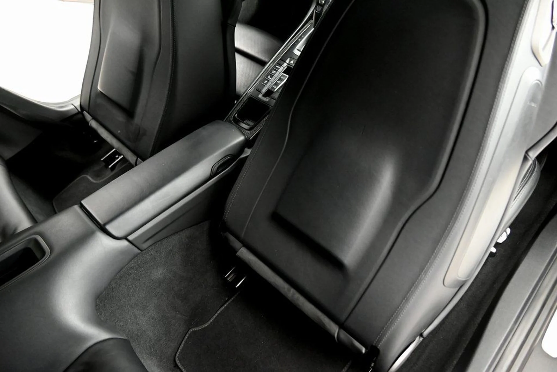 mph016_1807052787_6db18d9fa01aadaa43ac43a24e7bd697_69ba6c8b05