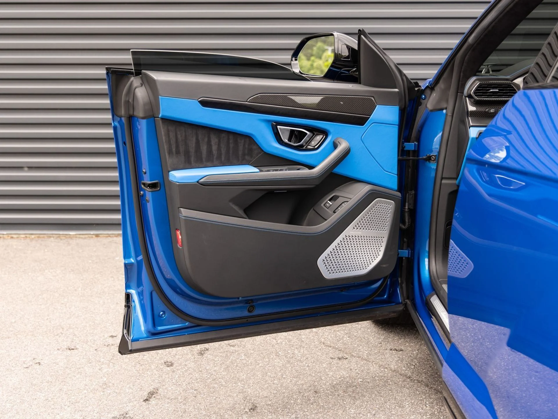 mph016_1810552743_17_9ca98e7513