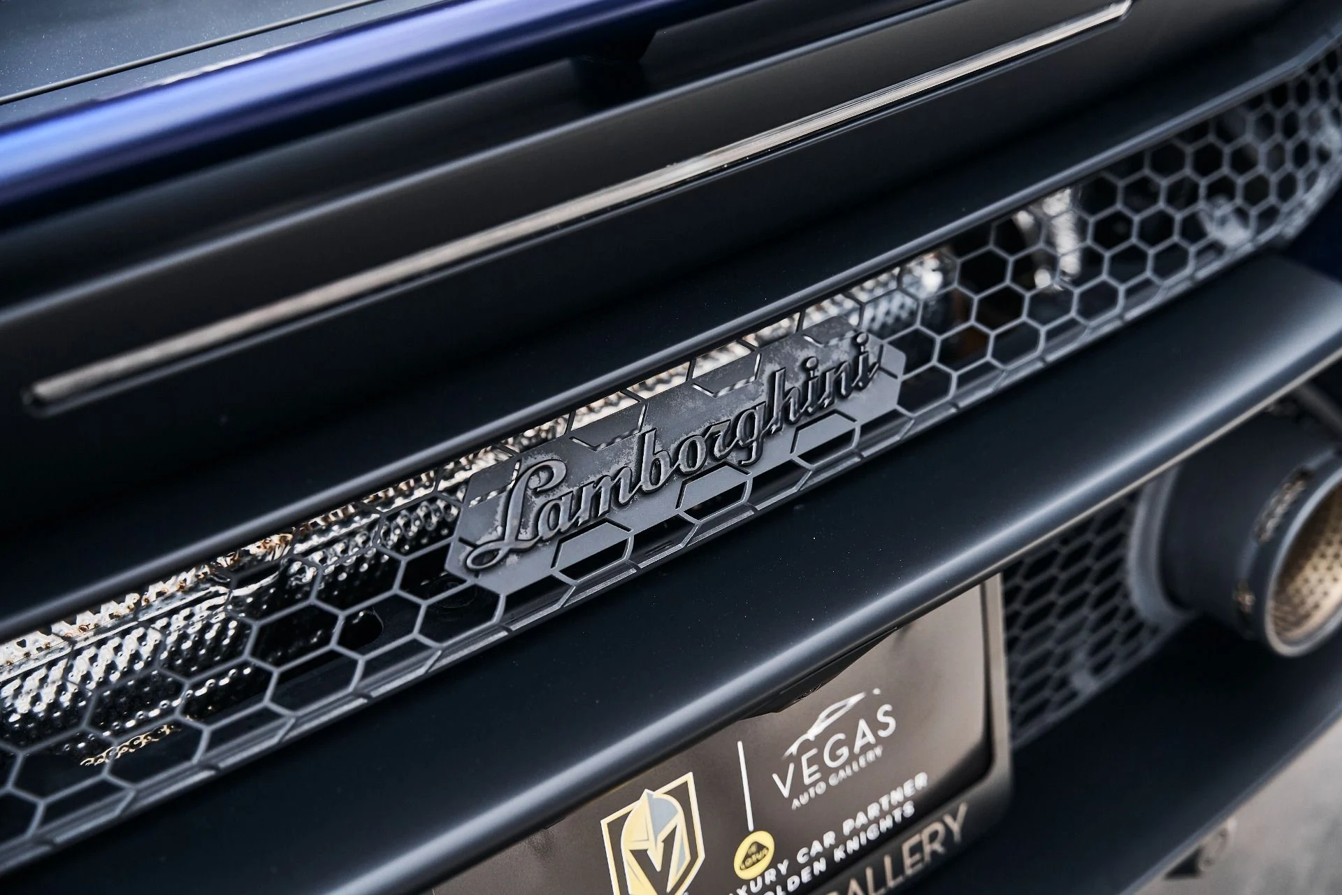 mph016_1812965887_Used_2023_Lamborghini_Huracan_Sterrato_Base_1780101720_dd4949a935