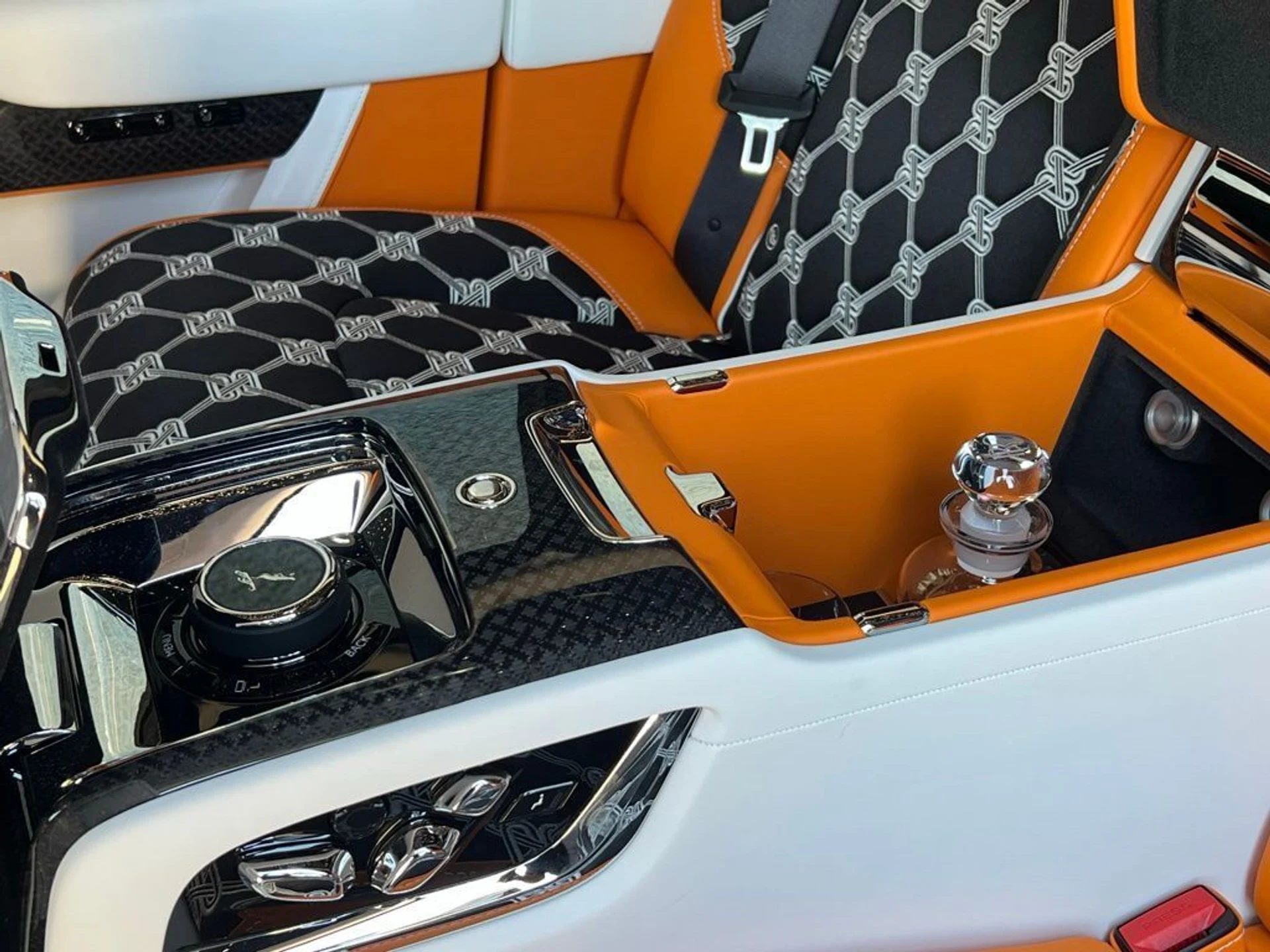 mph016_1813691894_fd47dzu65cf8n40qgb9wxxykv83b_cc50bb1f27