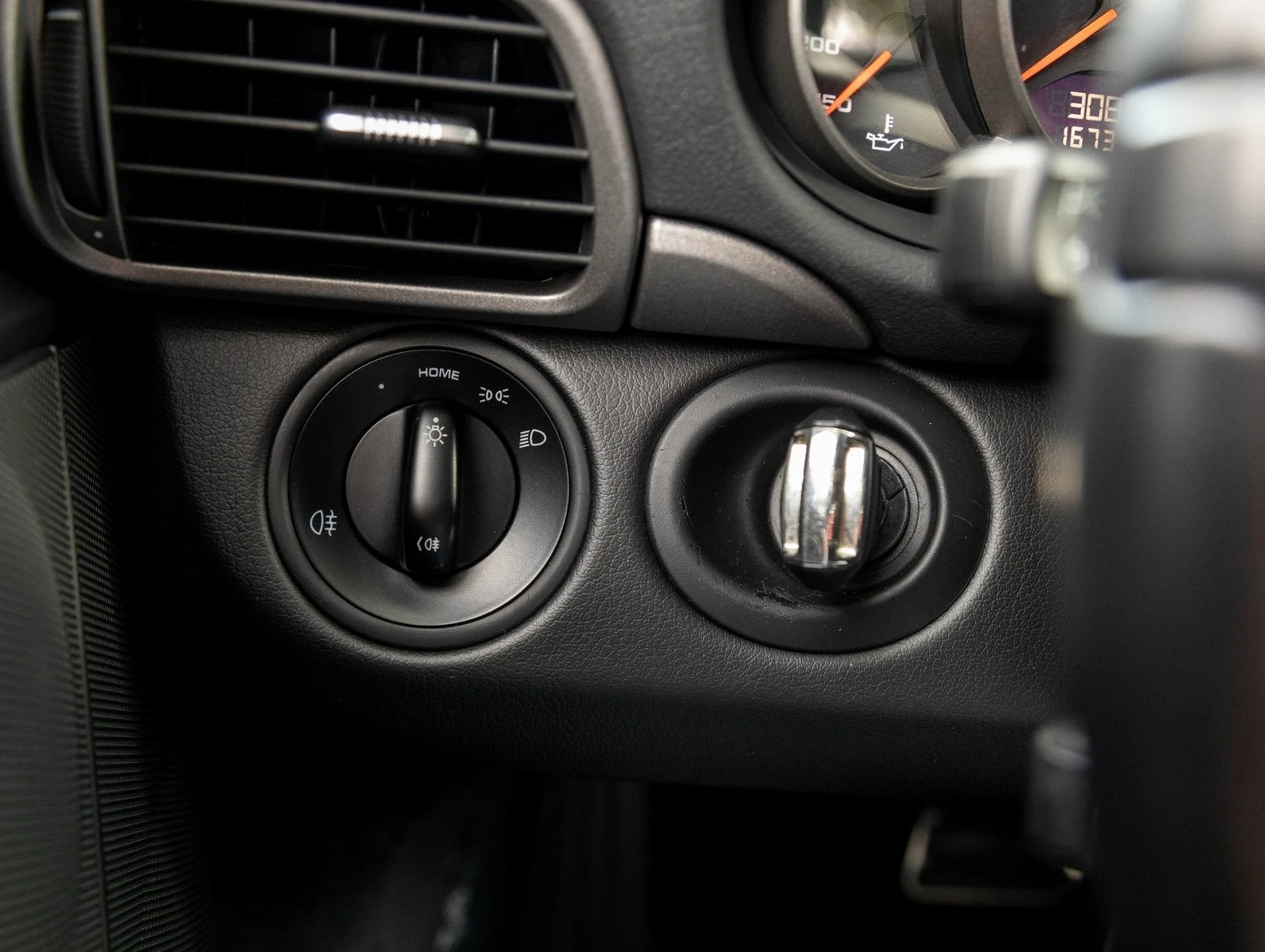 mph016_1816999121_17_eb31bcec29