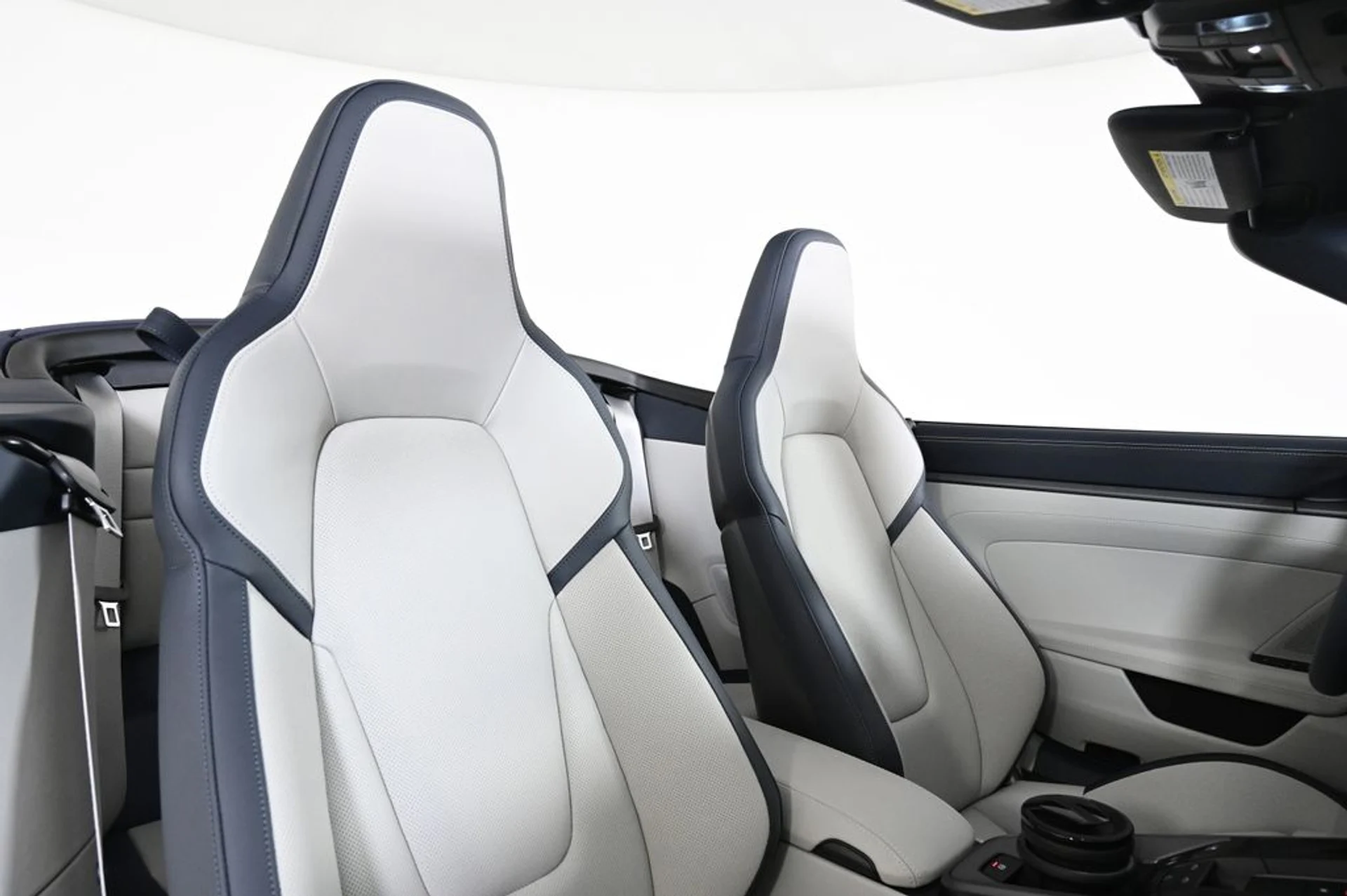 mph016_1818992357_8eed7376aa6724ba2f59a6f93199262cx_f315bb4dee