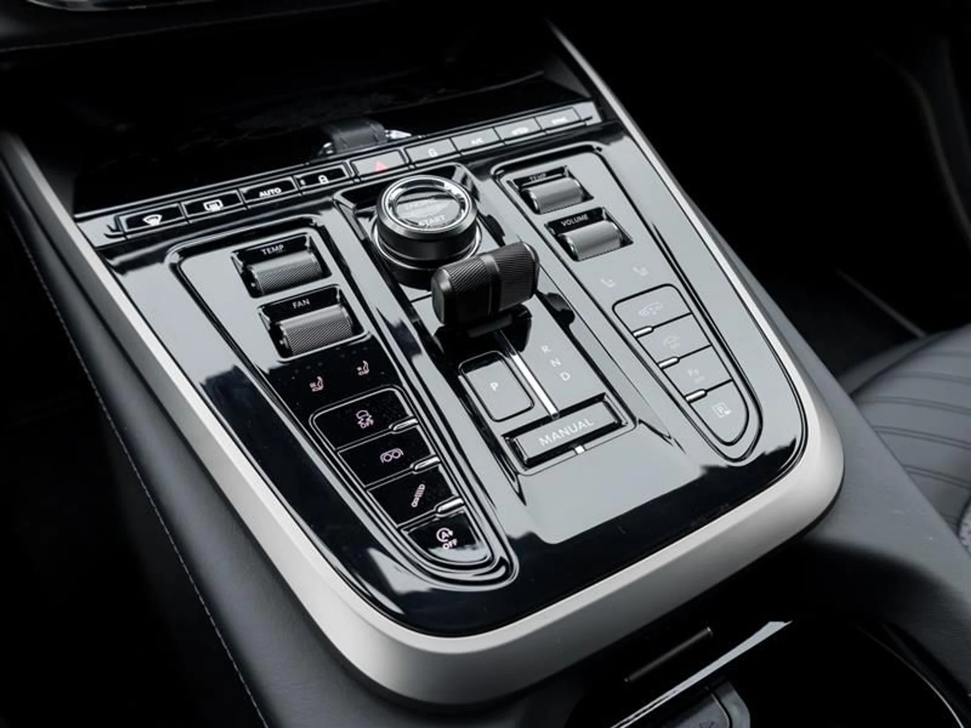 mph016_1822587526_sklhyph3_6ddeb1d3ef