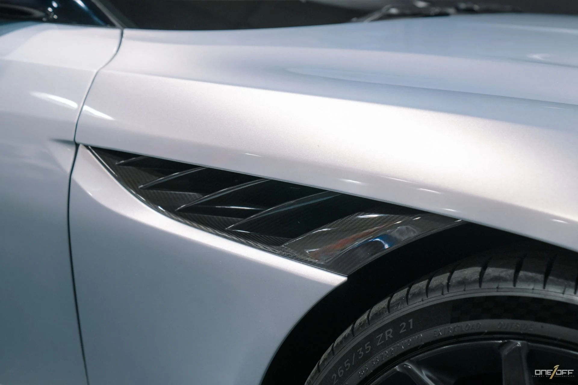 mph016_1827656098_Used_2019_Aston_Martin_DBS_Superleggera_1752875585_346cfa66fe