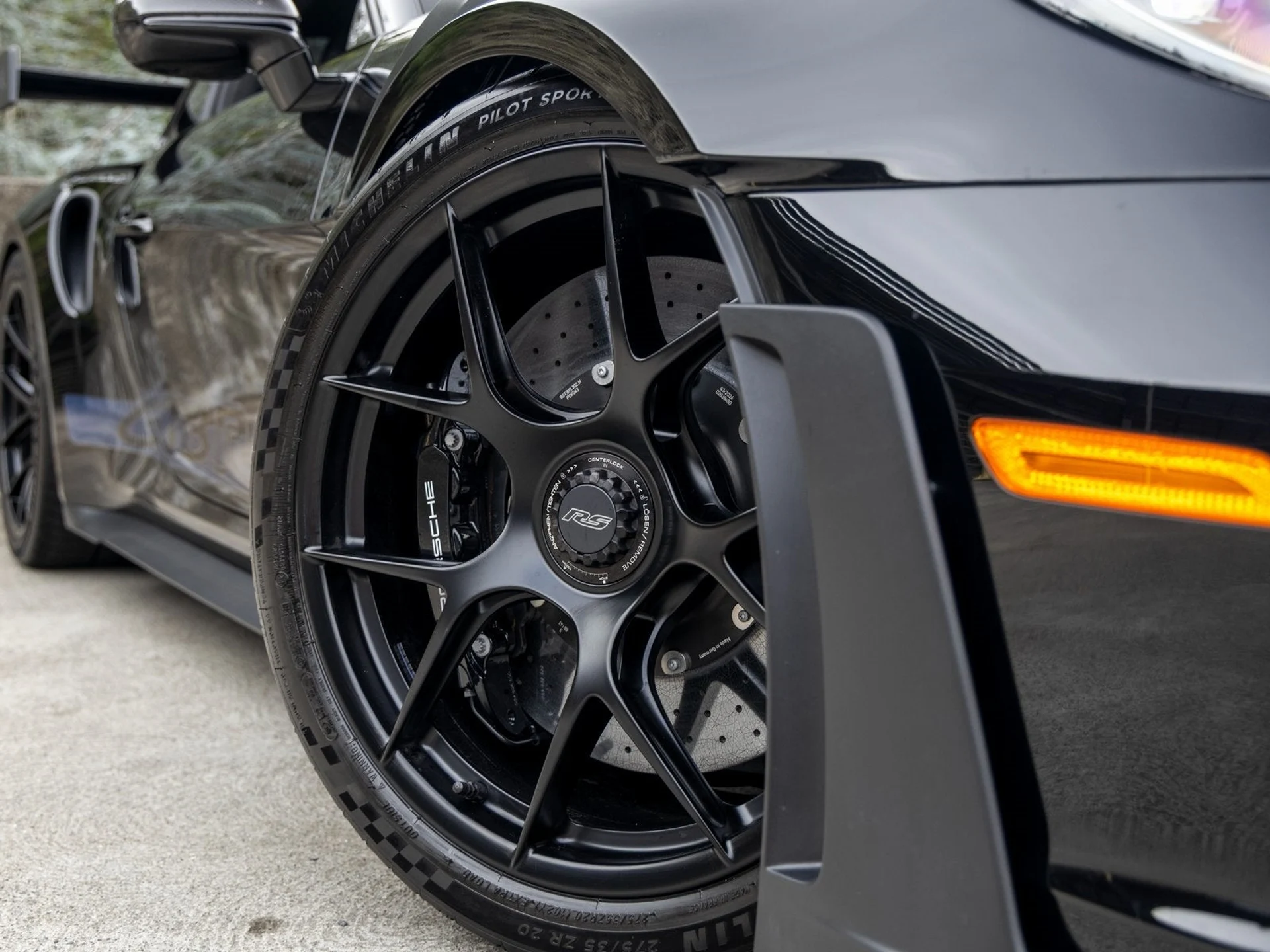 mph016_183224965_17_0b85e0570d