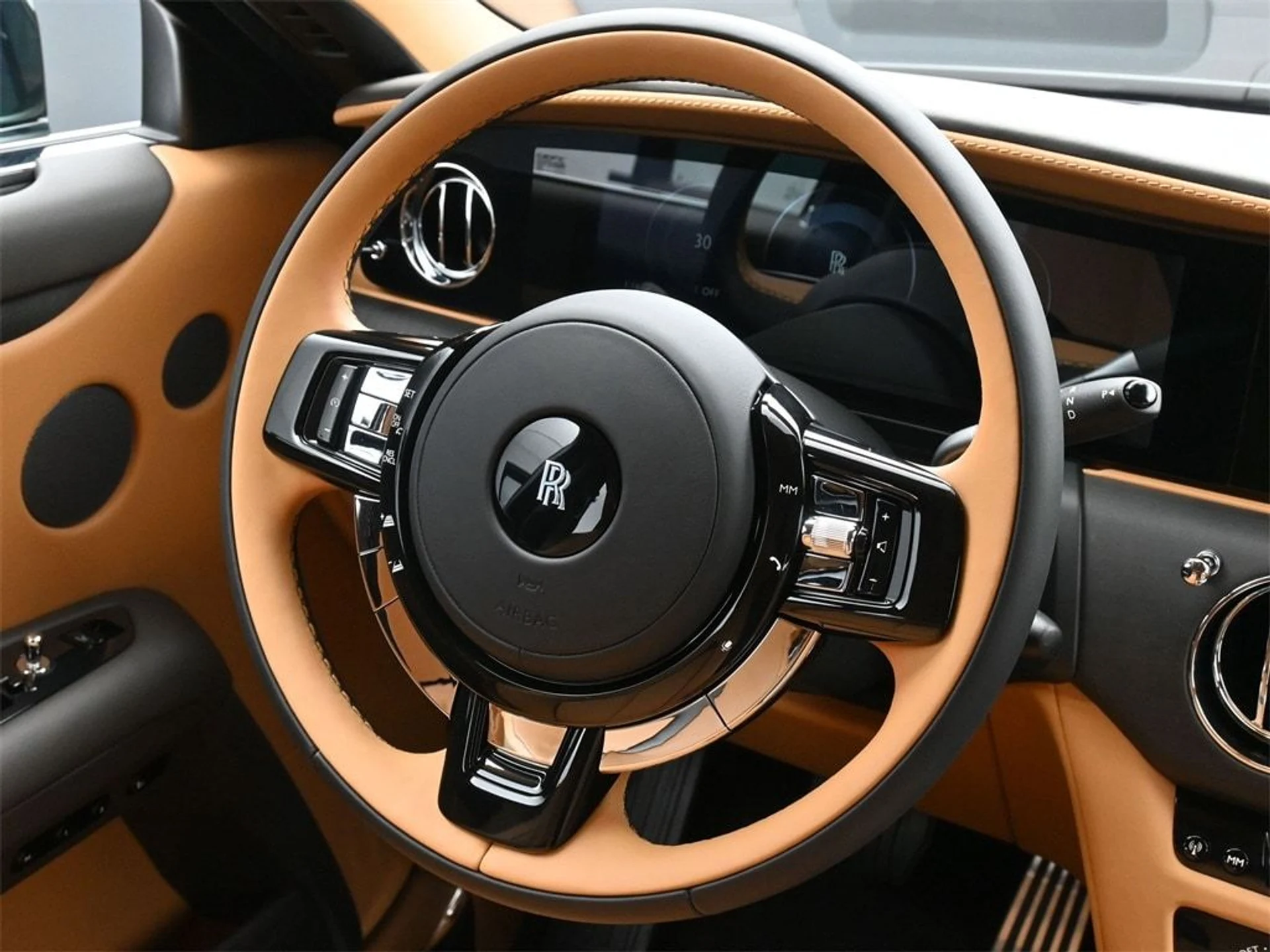 mph016_183228765_e2b3708f2483f555ac409d34f778ce46x_18d16ed792