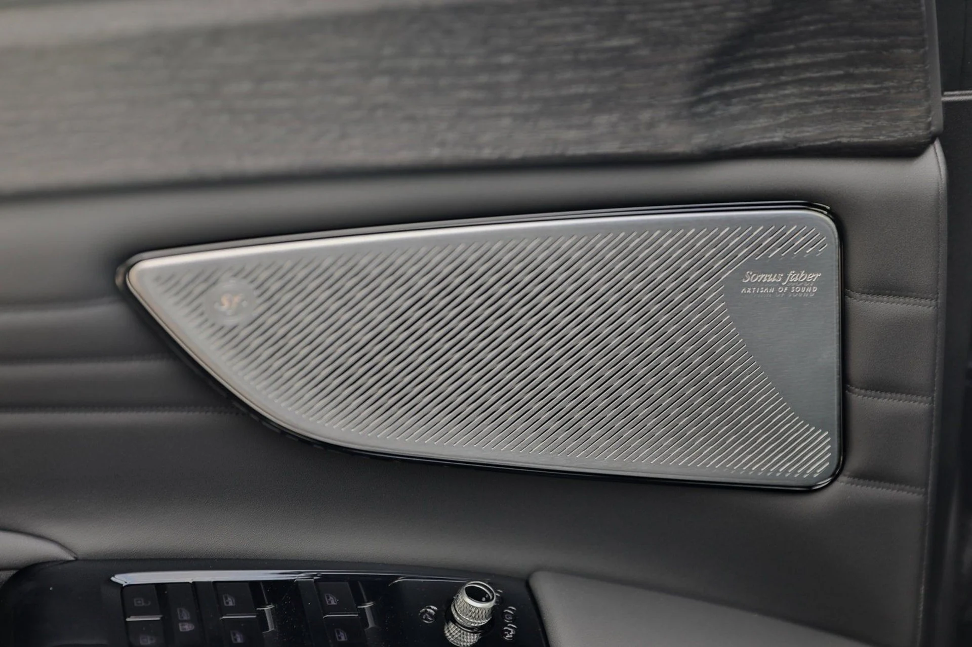 mph016_184507661_836dfa5bce34430ca7a2e08da1b9f0dc_f239e33338