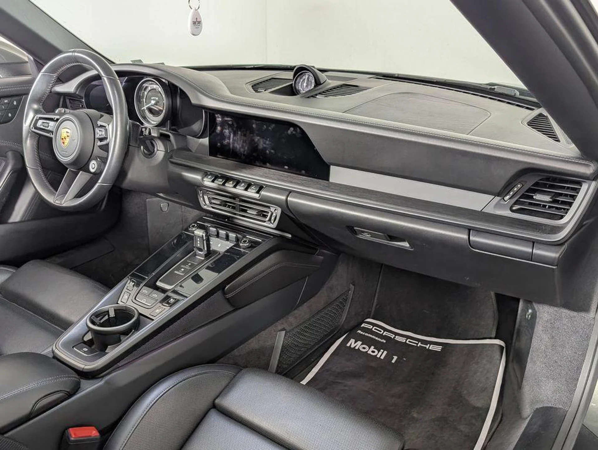 mph016_1852019293_A0i_DEDCD_1f4_Dr_Fat_W_Tw_UE_49_A4d_Q_19d51e7b57