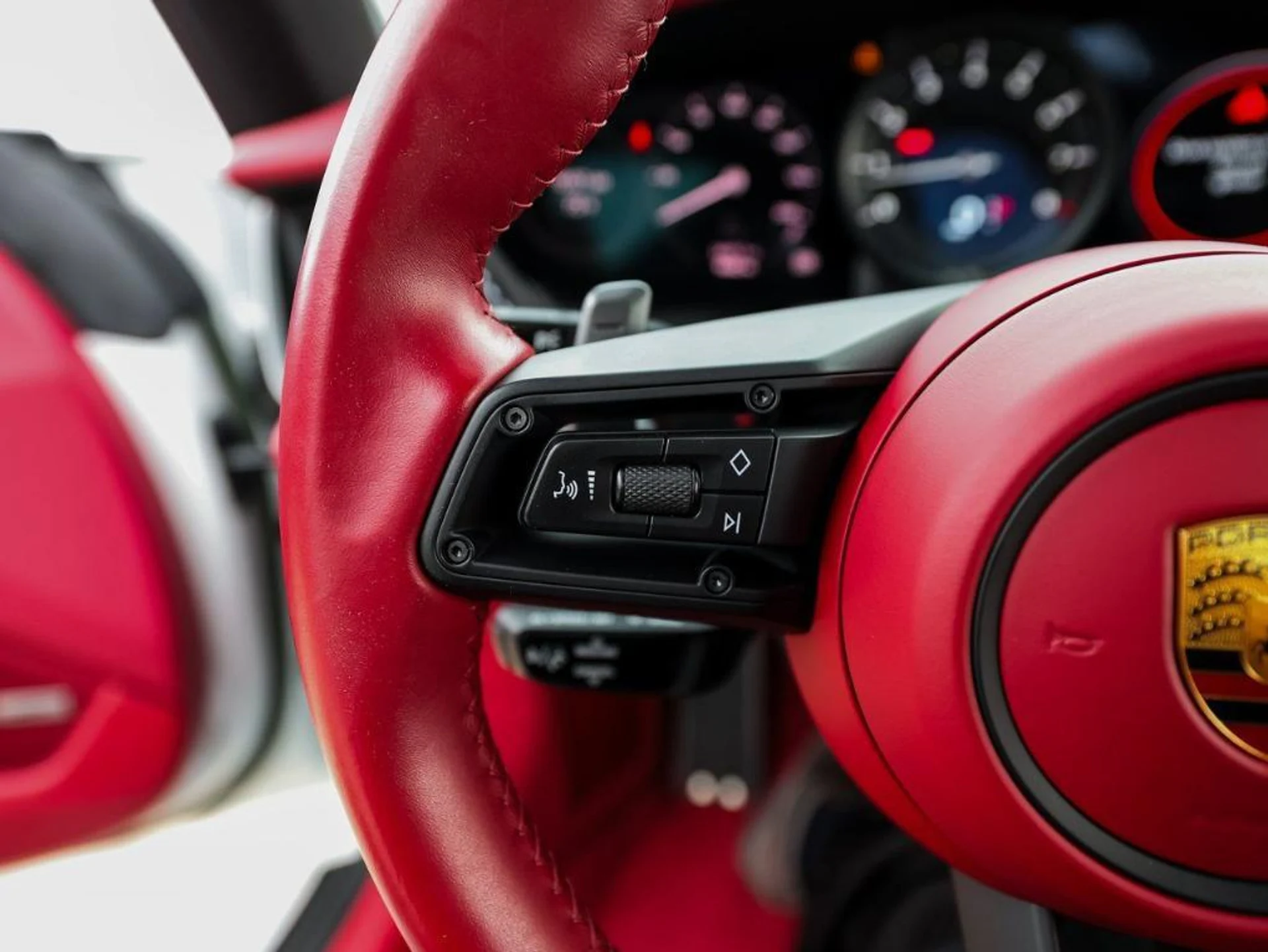 mph016_1852125609_Zp9ei_Mc_Ku_WVC_Bp7ax9_OU_7yevm_Mg_b604d057ac