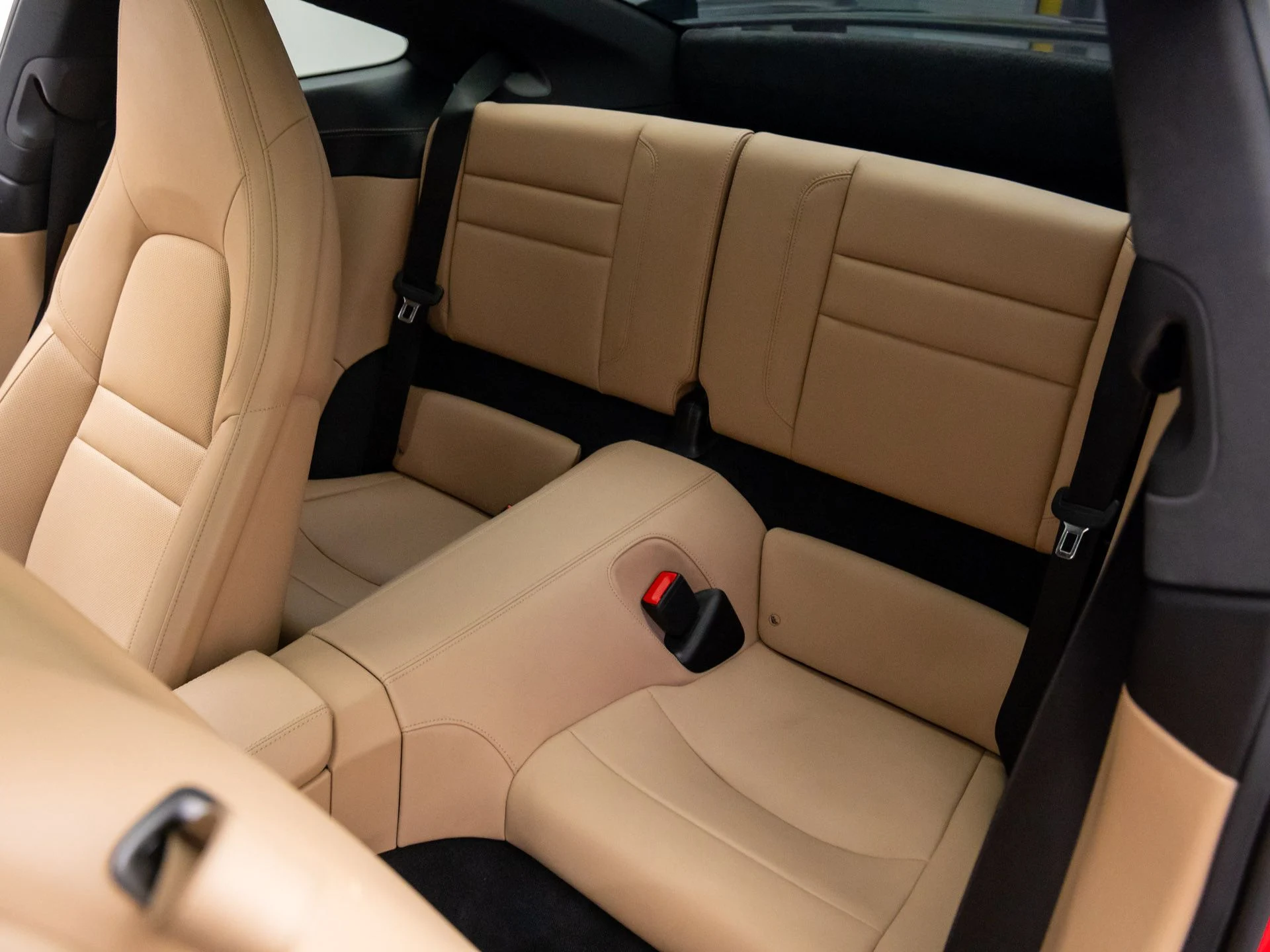 mph016_1853642754_51deba22ee02fc94bb248da9cc42a6b3x_522f8f2c1b