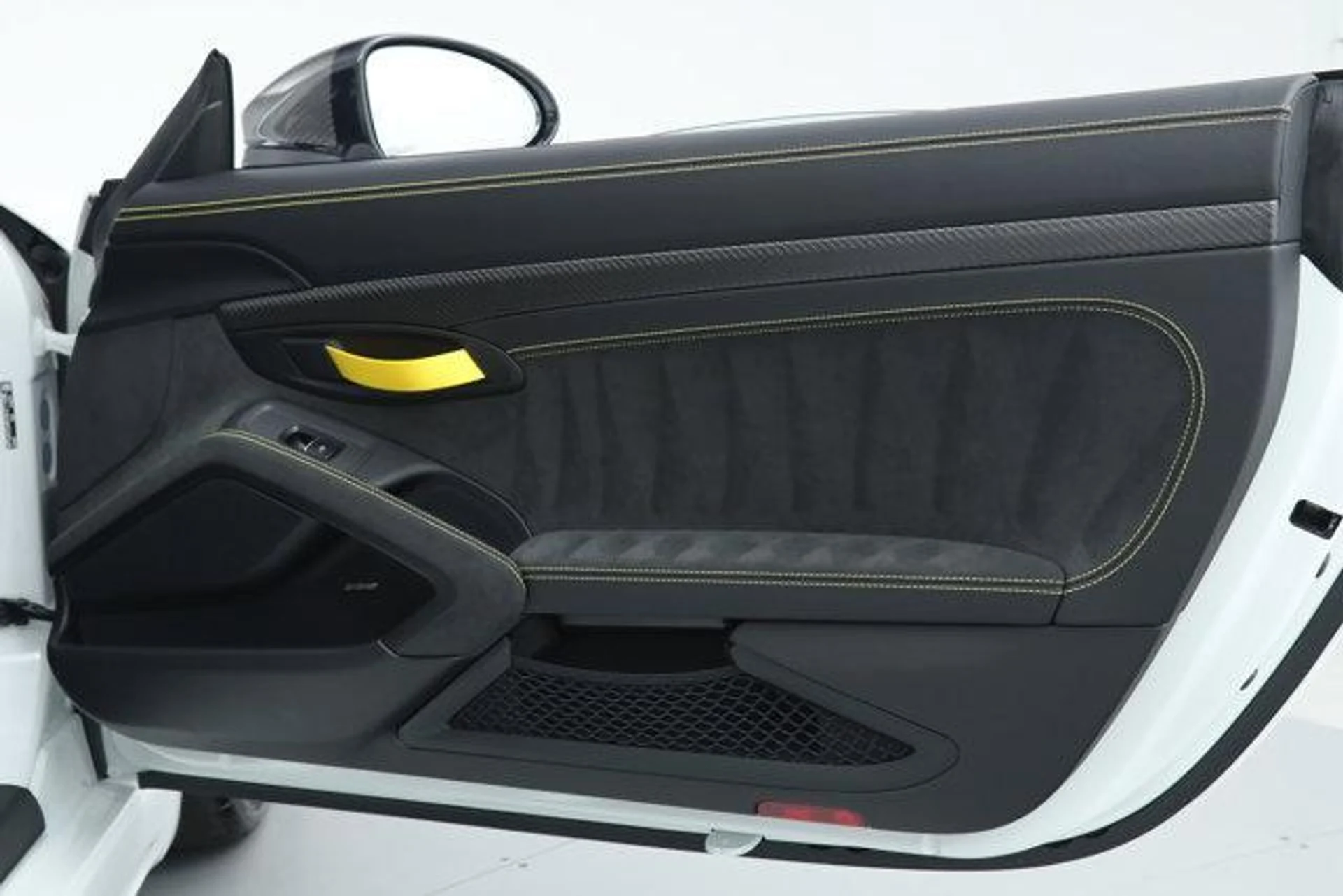 mph016_1854704628_G_Qg_Tm_D26_Kl0e_RM_Sr06_Ia_Br05mgc_acbb30429f