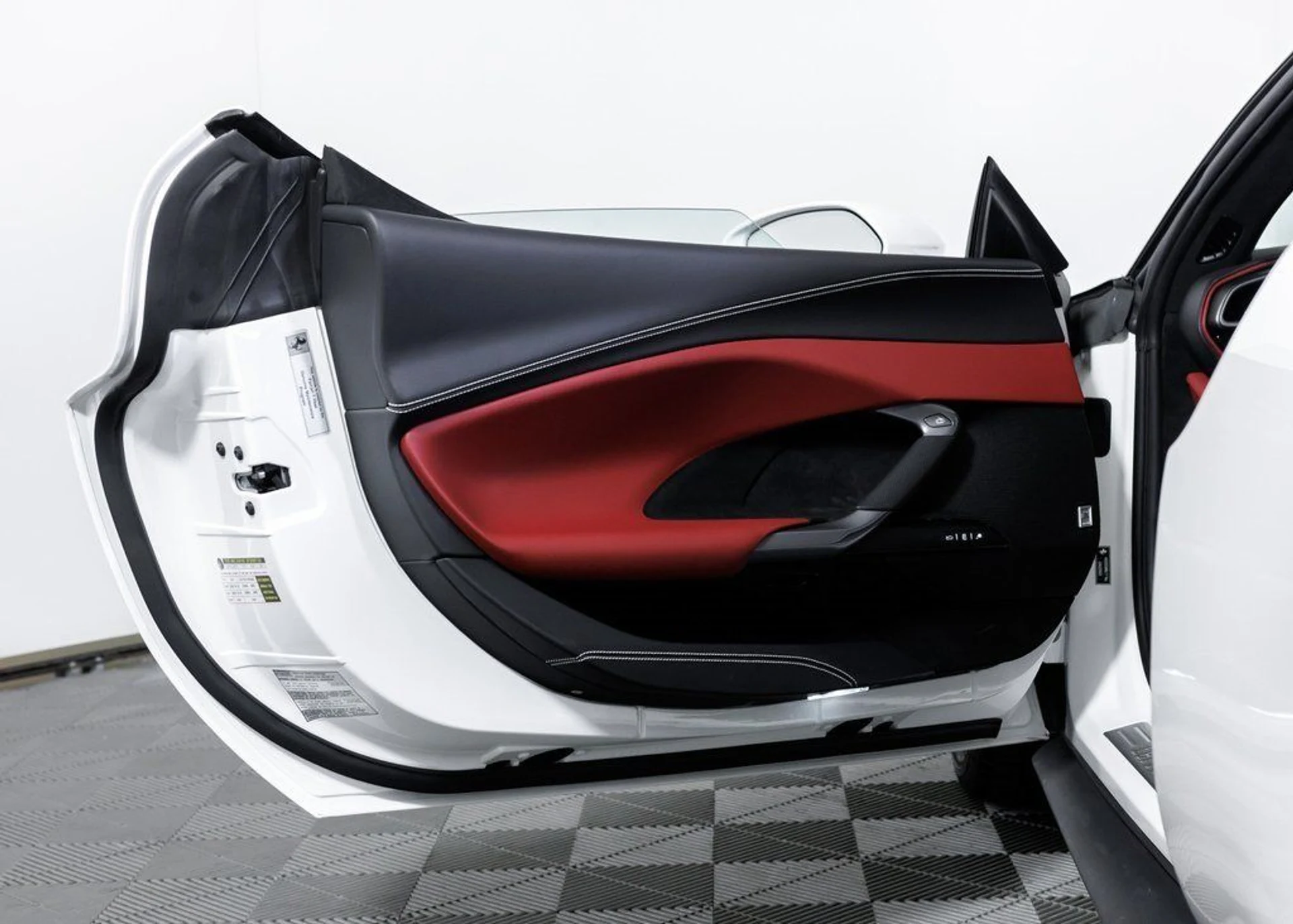 mph016_1856024211_e25349273749f1774650c9fb5dd246f8_3ec1b15c46