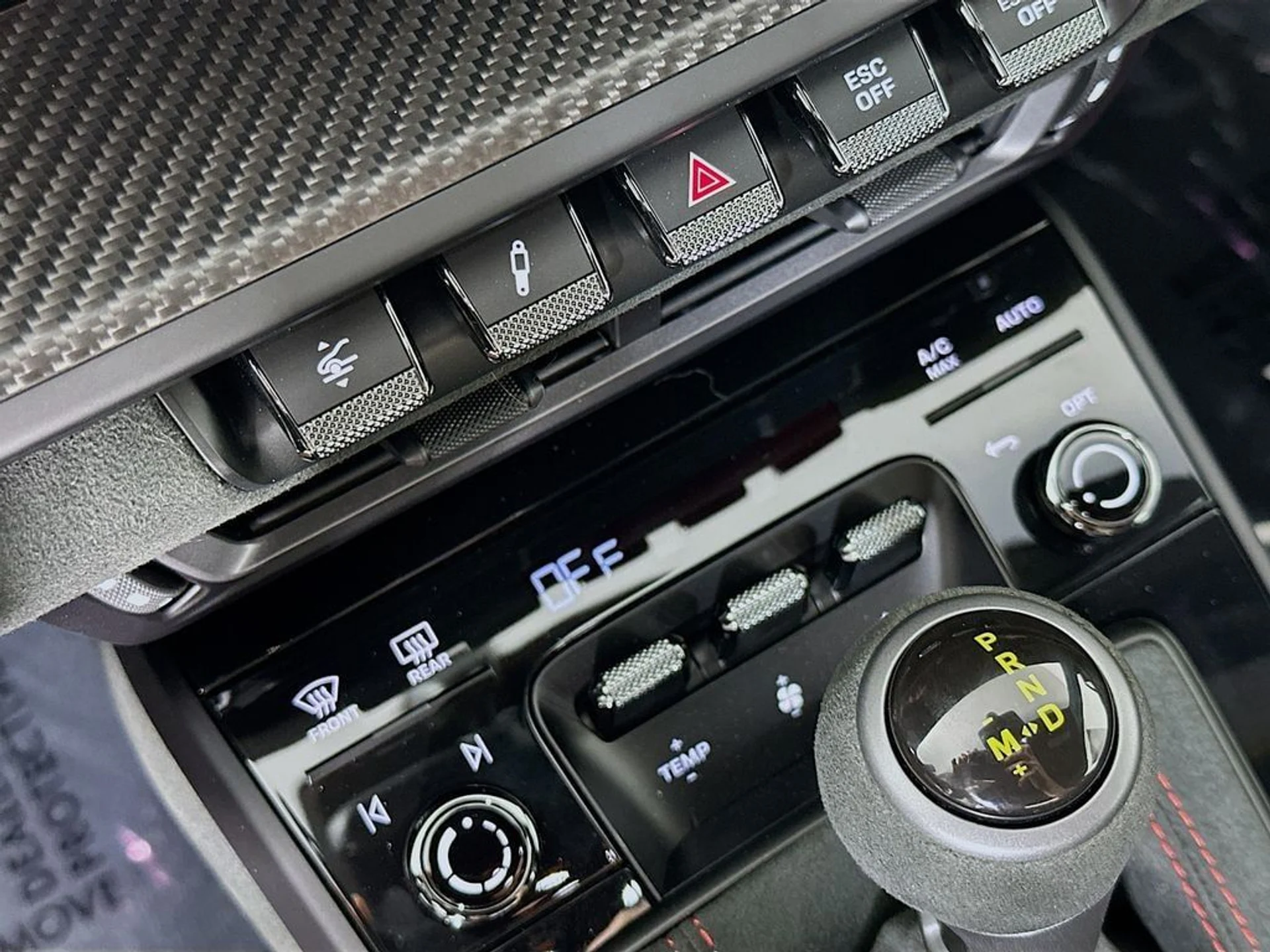 mph016_1856024845_eeb178eb797b5deb2e601bf788298f45x_e0447998ed