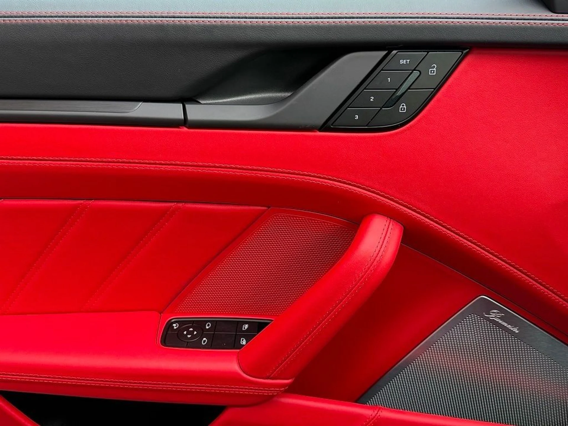 mph016_186343537_5434914b4e8db8de1bbff735e52b4f90x_24c6777bb4