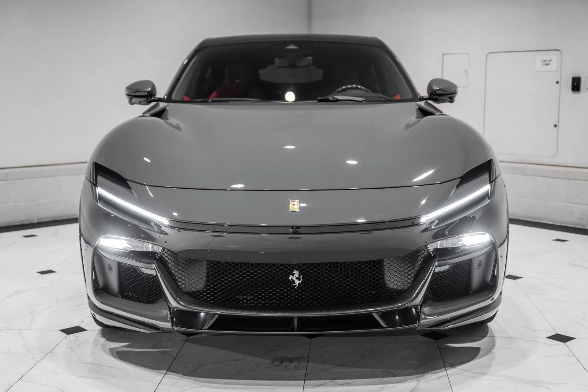mph016_1866183185_Used_2026_Ferrari_Purosangue_1781276240_718beb85f9