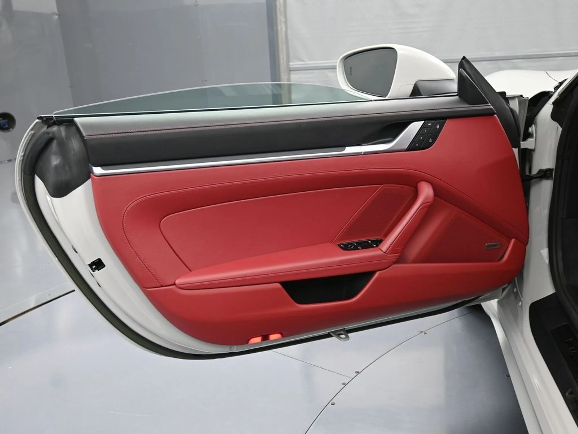 mph016_1866682304_image_16_238ae14176