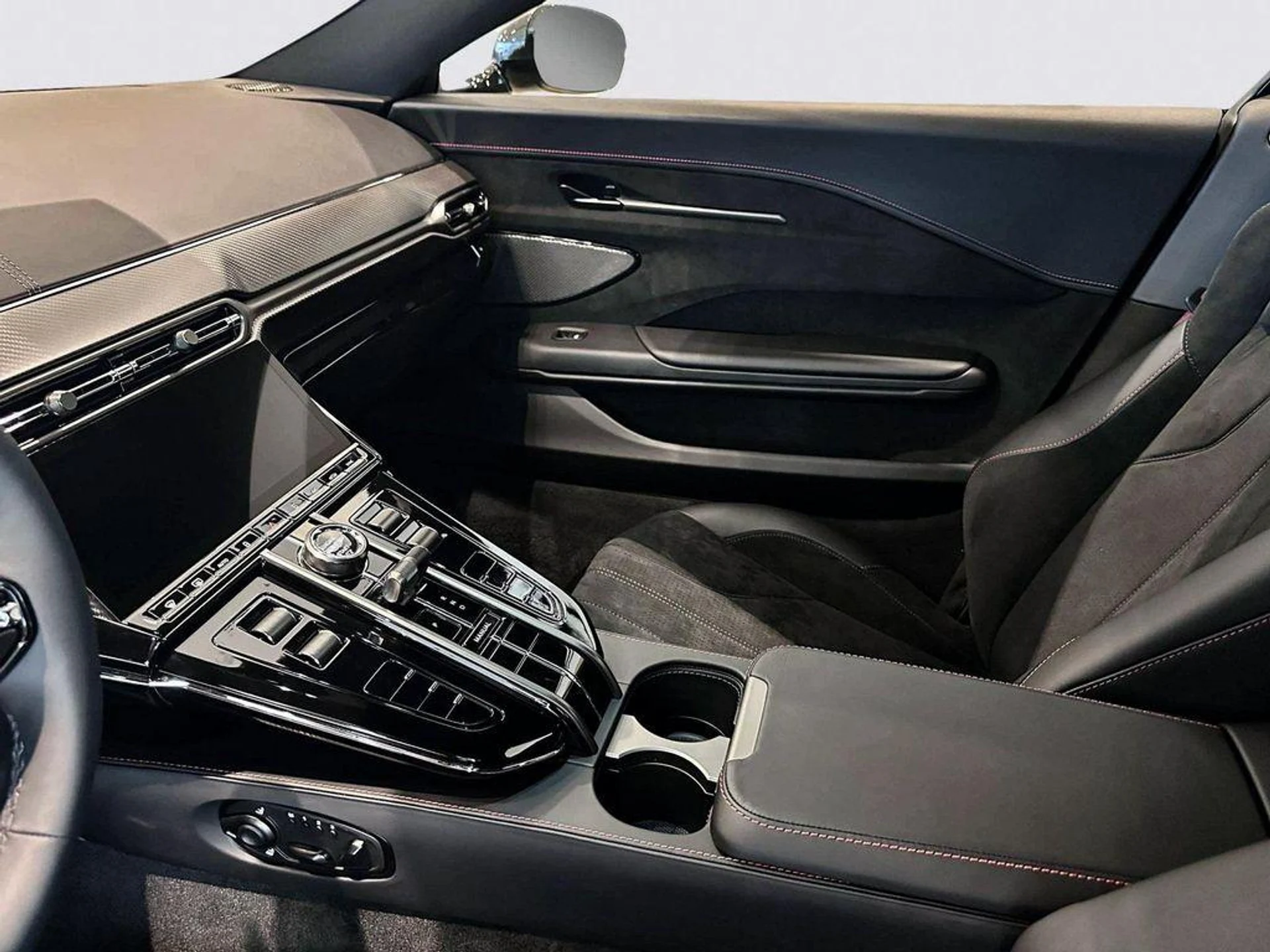 mph016_1868276182_6_W_Rpy_E_Ic_Q7_Oqkf2t7_Jq_Kwsd_Nmo_U_ff7aa6888a