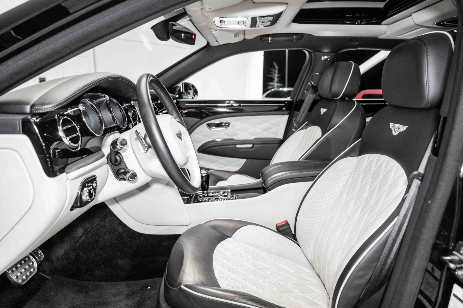 mph016_1869823116_Used_2020_Bentley_Mulsanne_Speed_1739206028_f0ec22484e